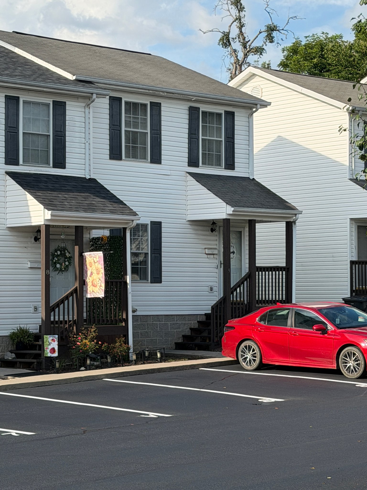 bristol Townhome: 2023 weaver pike
