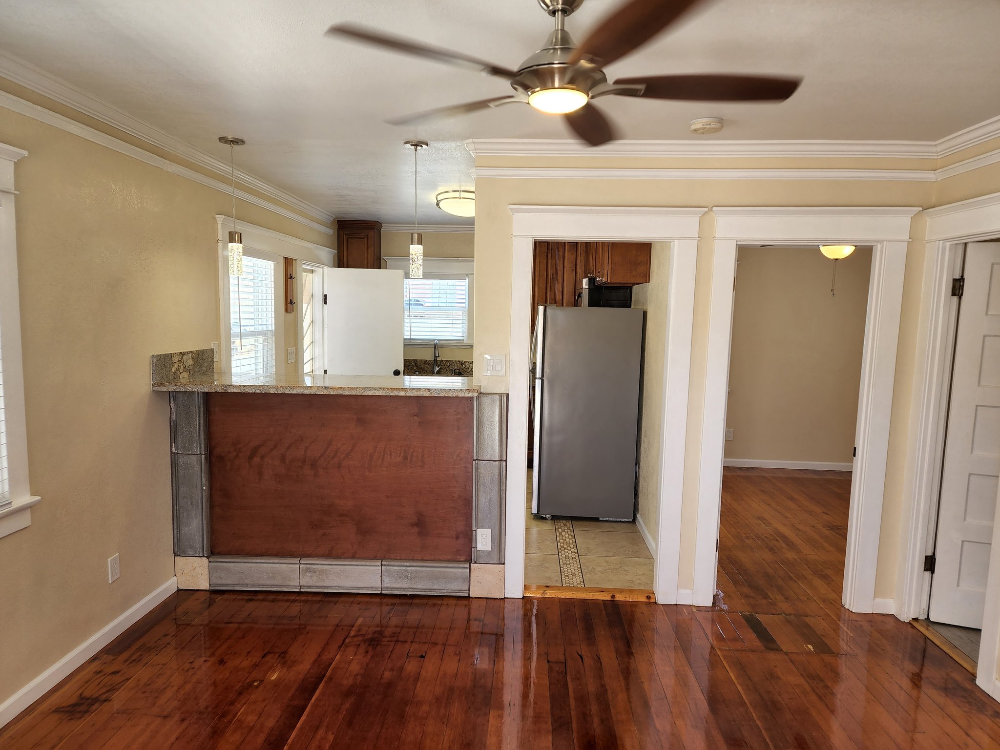 San Diego House: 223 Southlook Ave