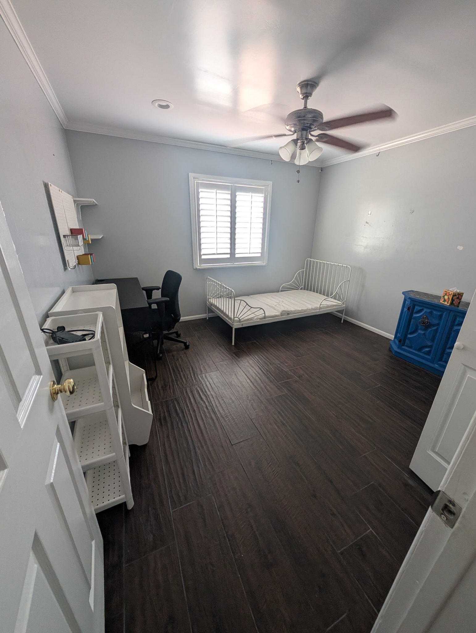 Phoenix Single Room: 7326 N 40th Dr