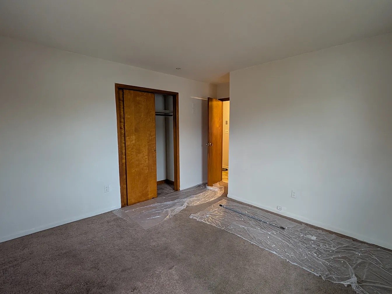 Nutley Apartment: 5 Passaic Ave