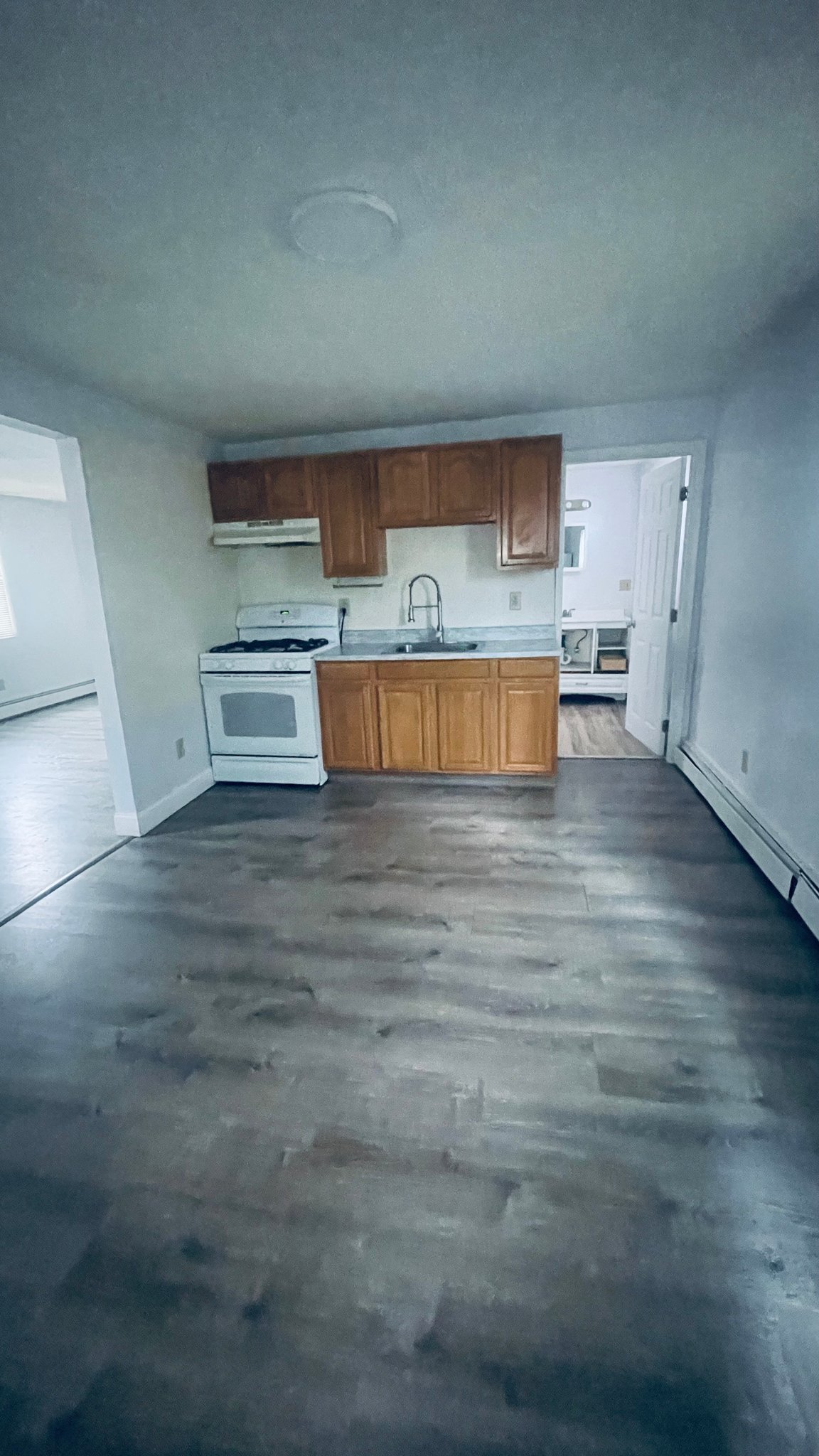 Fall River Townhome: 532 Warren St