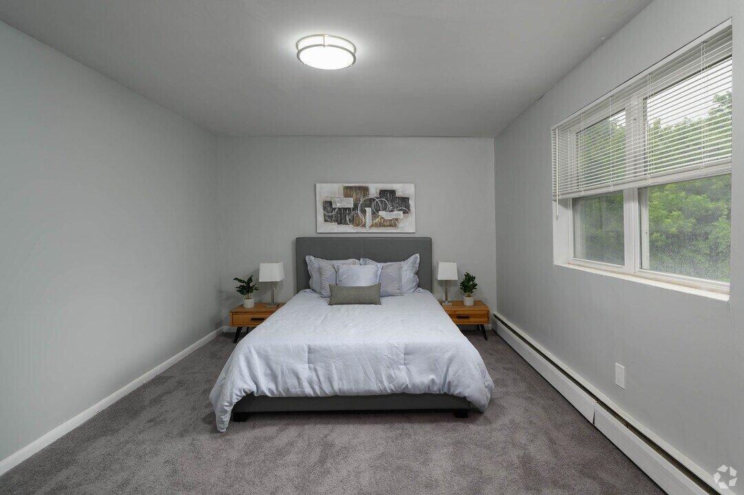 Wilmington Apartment: 3314 Old Capitol Trl