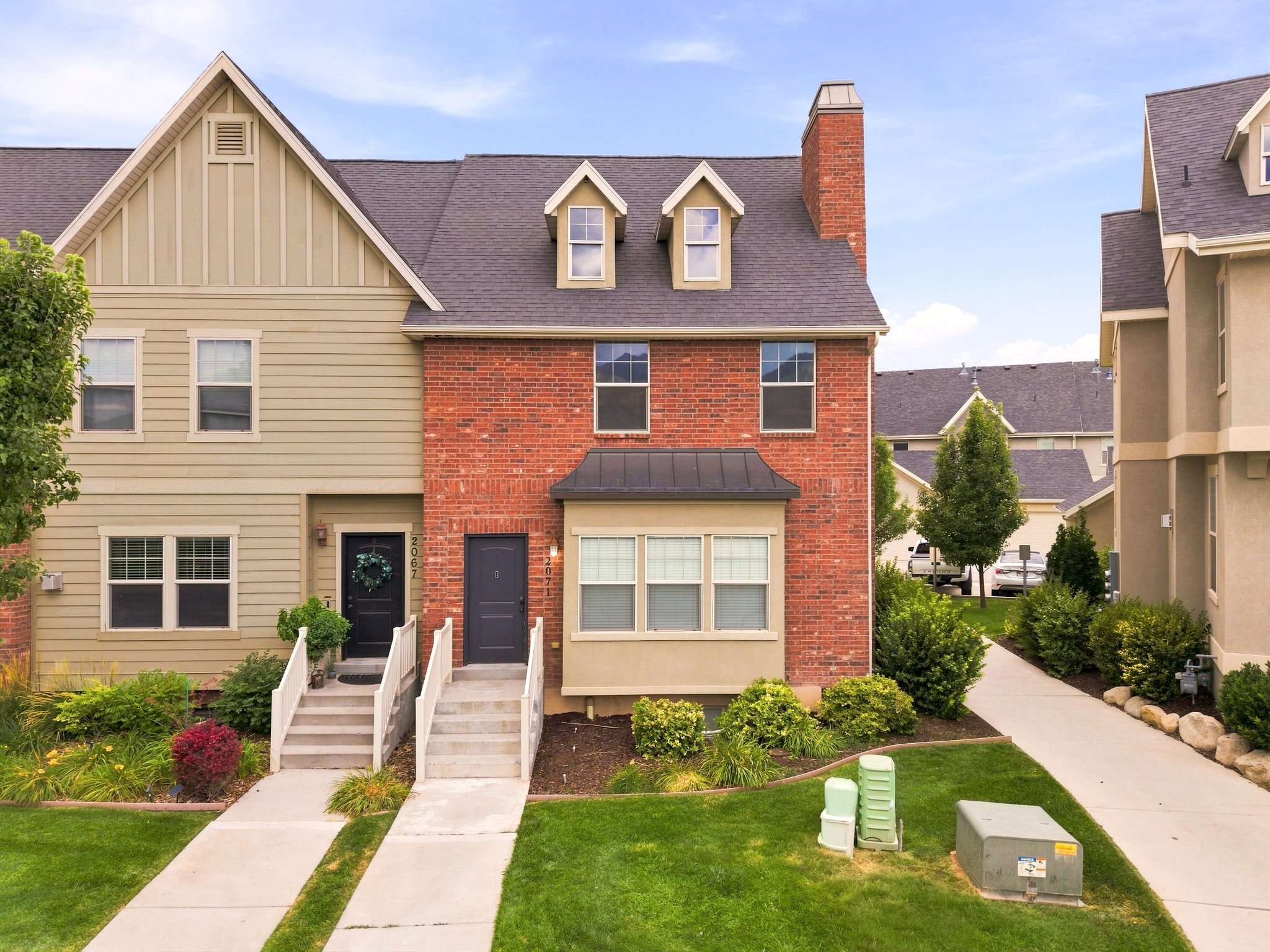 Mapleton Townhome: 2071 W Crescent Row,