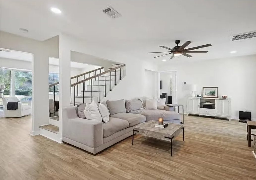 Farmers Branch House: 13505 Pyramid Dr
