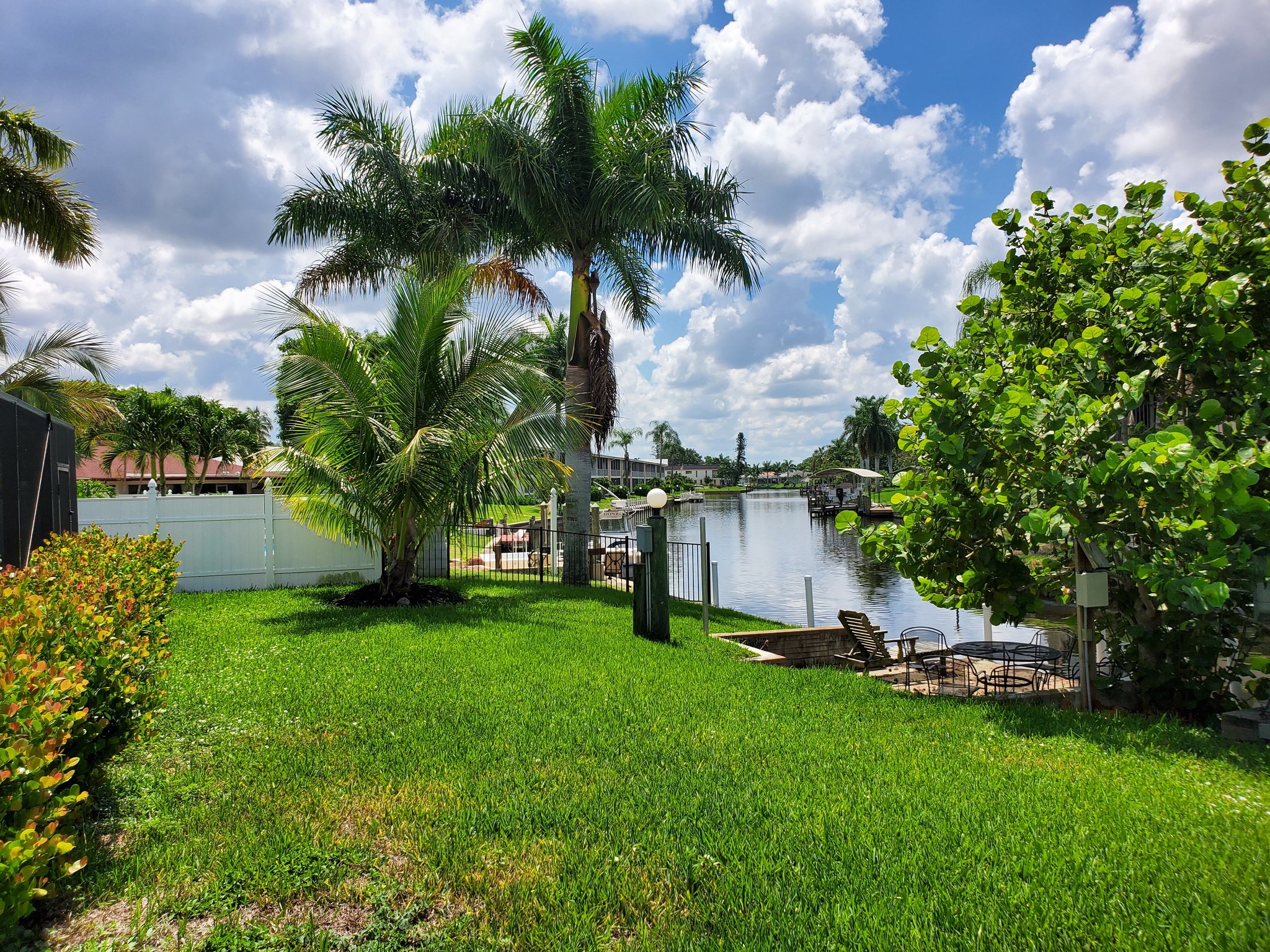 Cape Coral Multiplex: 802 Victoria Dr