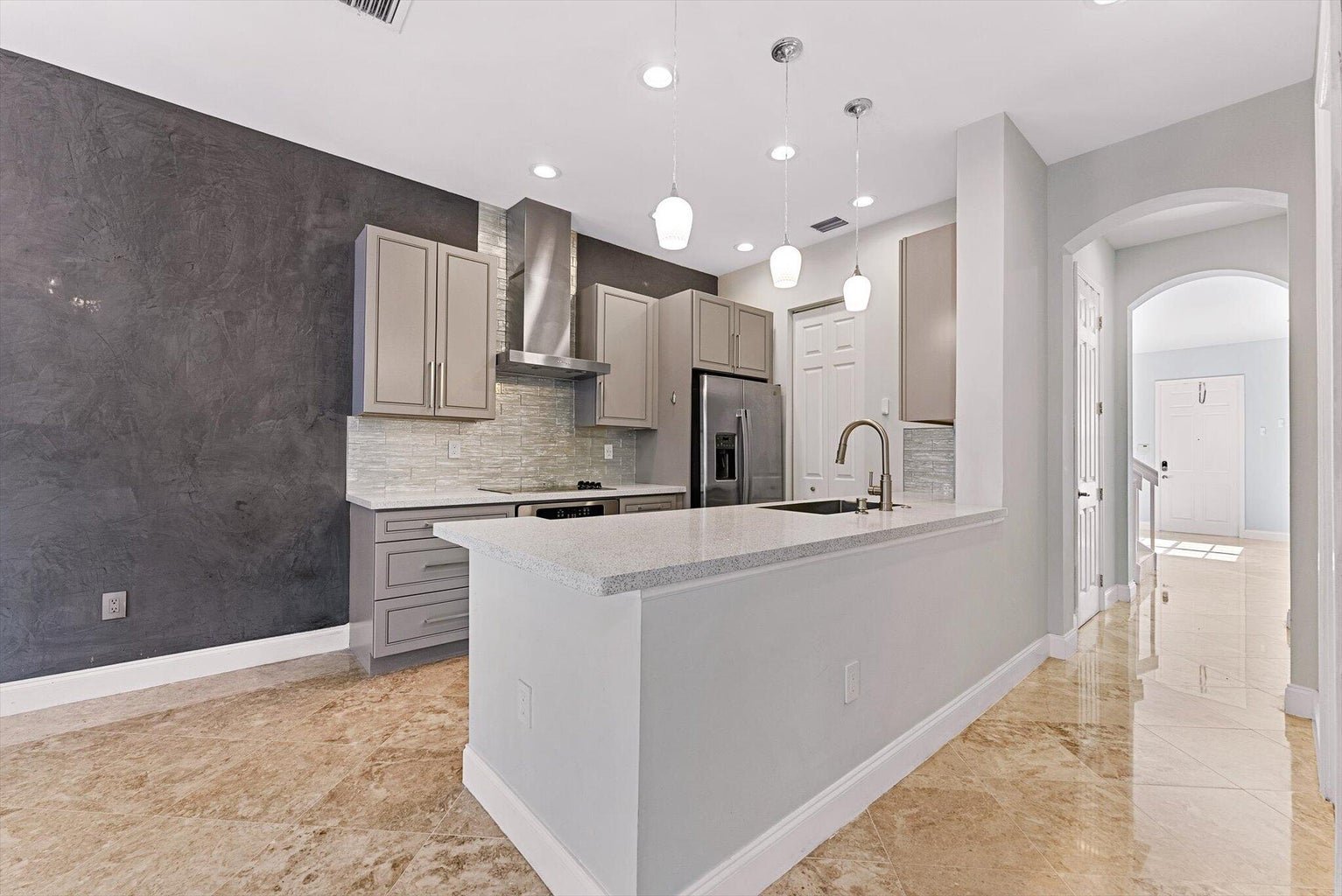 Coconut Creek Townhome: 6884 JULIA GARDENS Drive