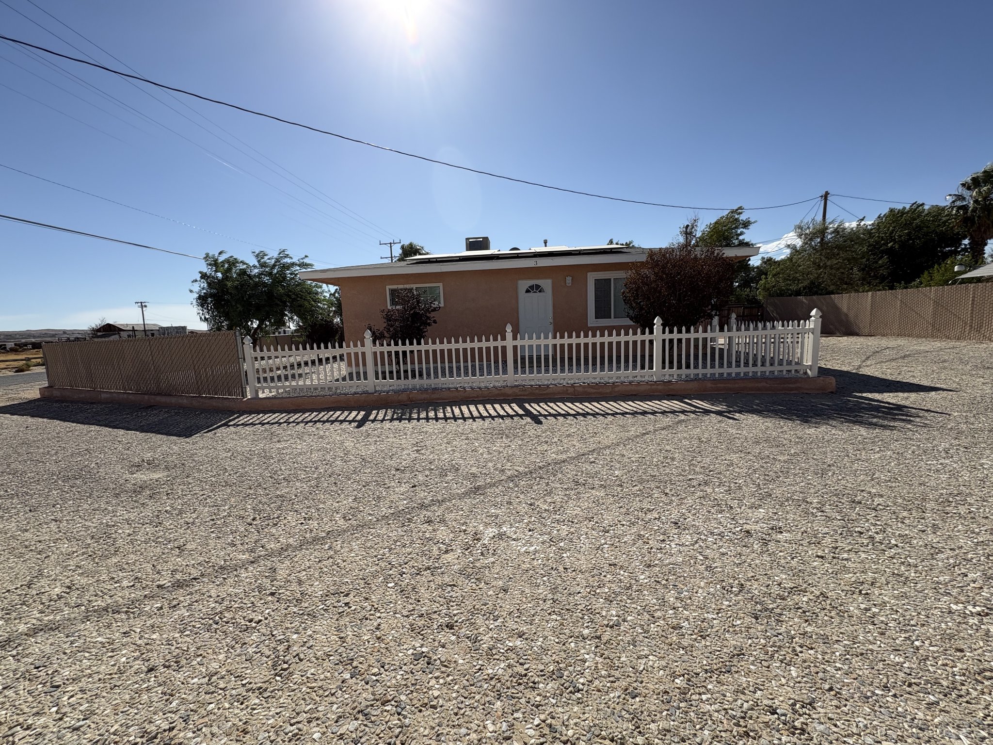 Barstow House: 27-860 Waterman Road
