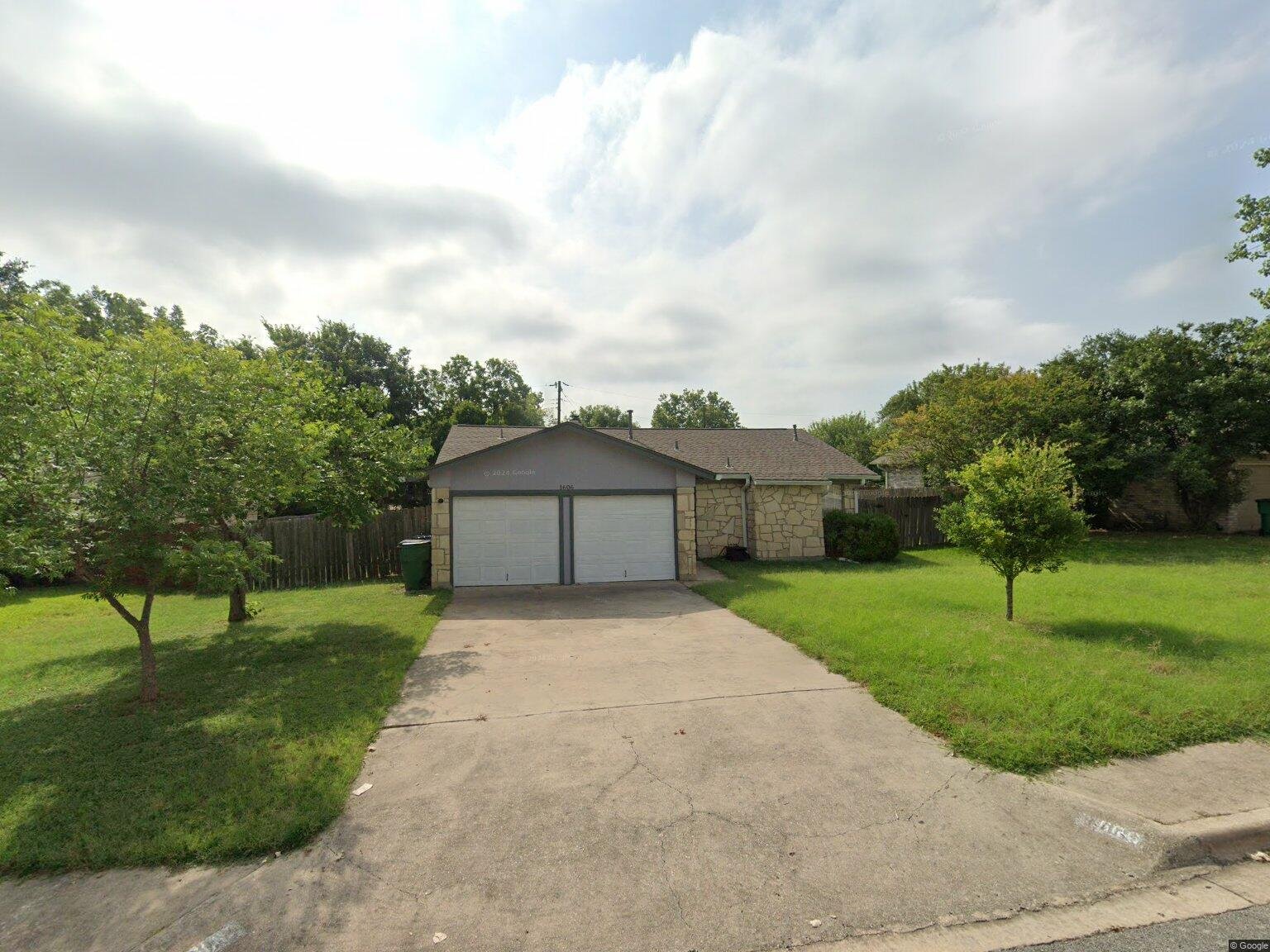 Pflugerville House: 1606 Gatlinburg Drive