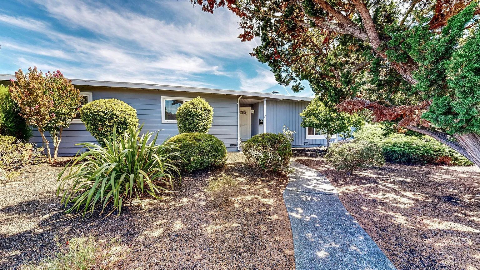 Santa Rosa House: 2220 Boise Ct