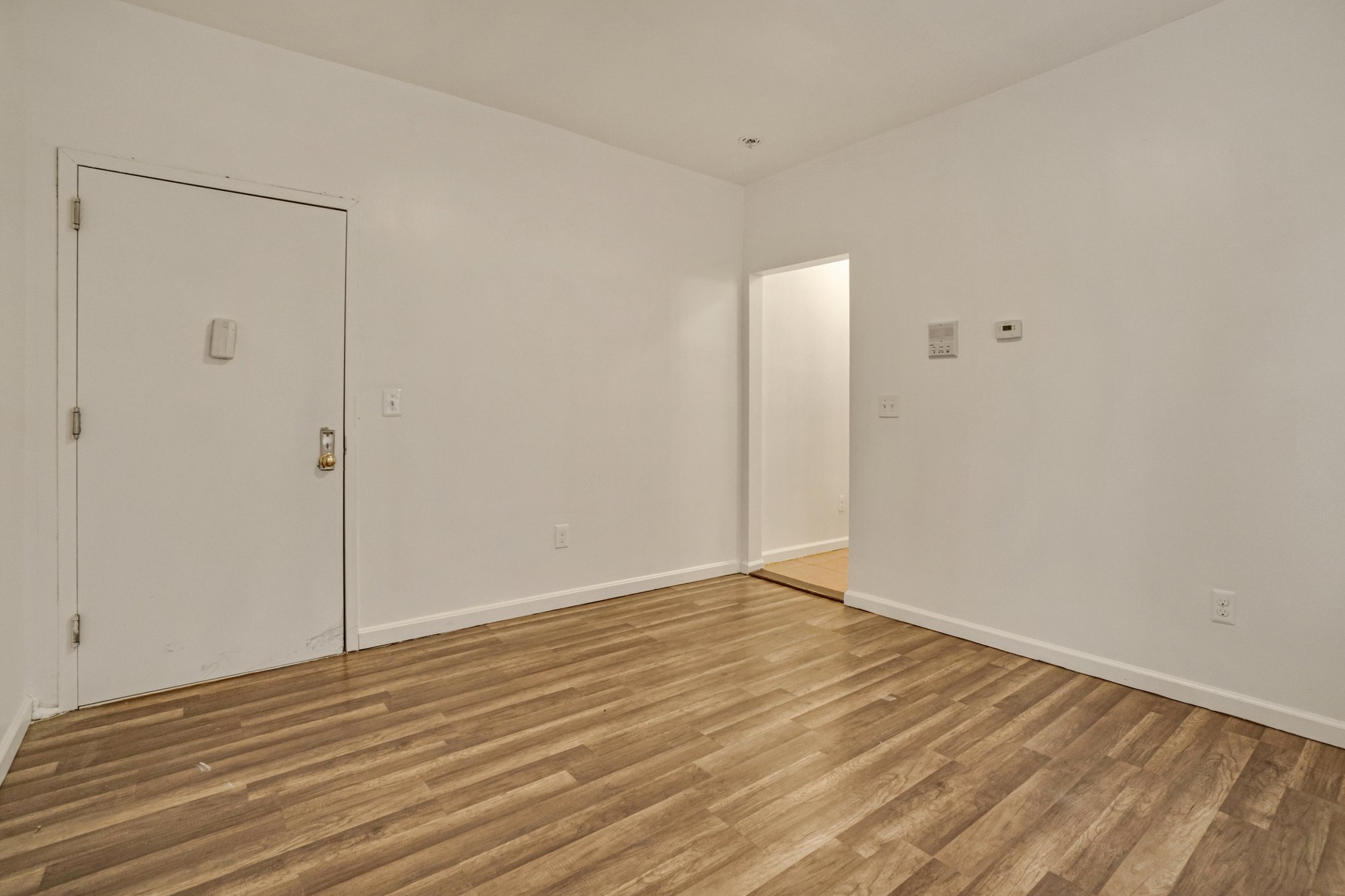 Hartford Apartment: 204-206 Magnolia street