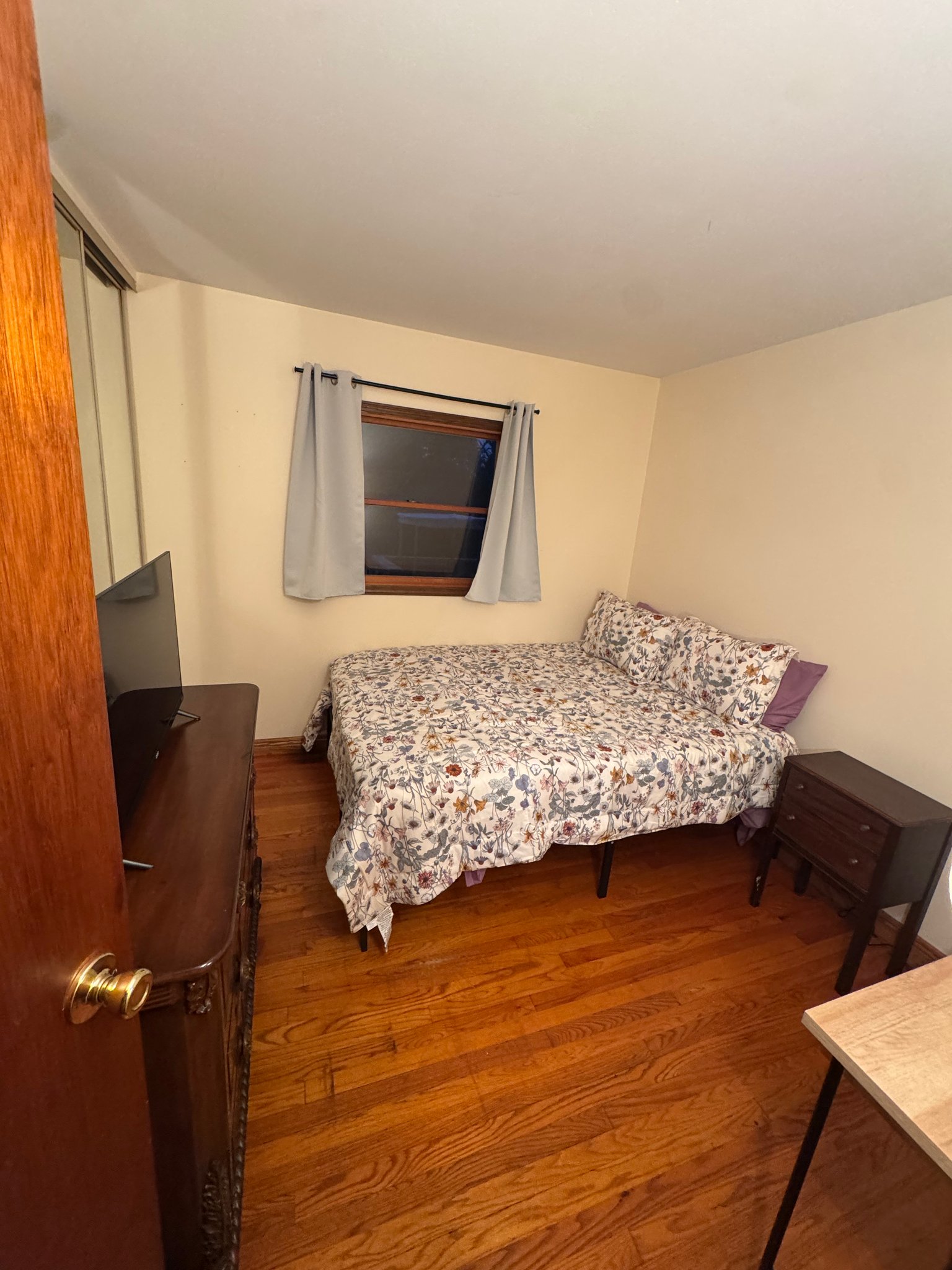 Walworth House: 524 Lakeview Dr