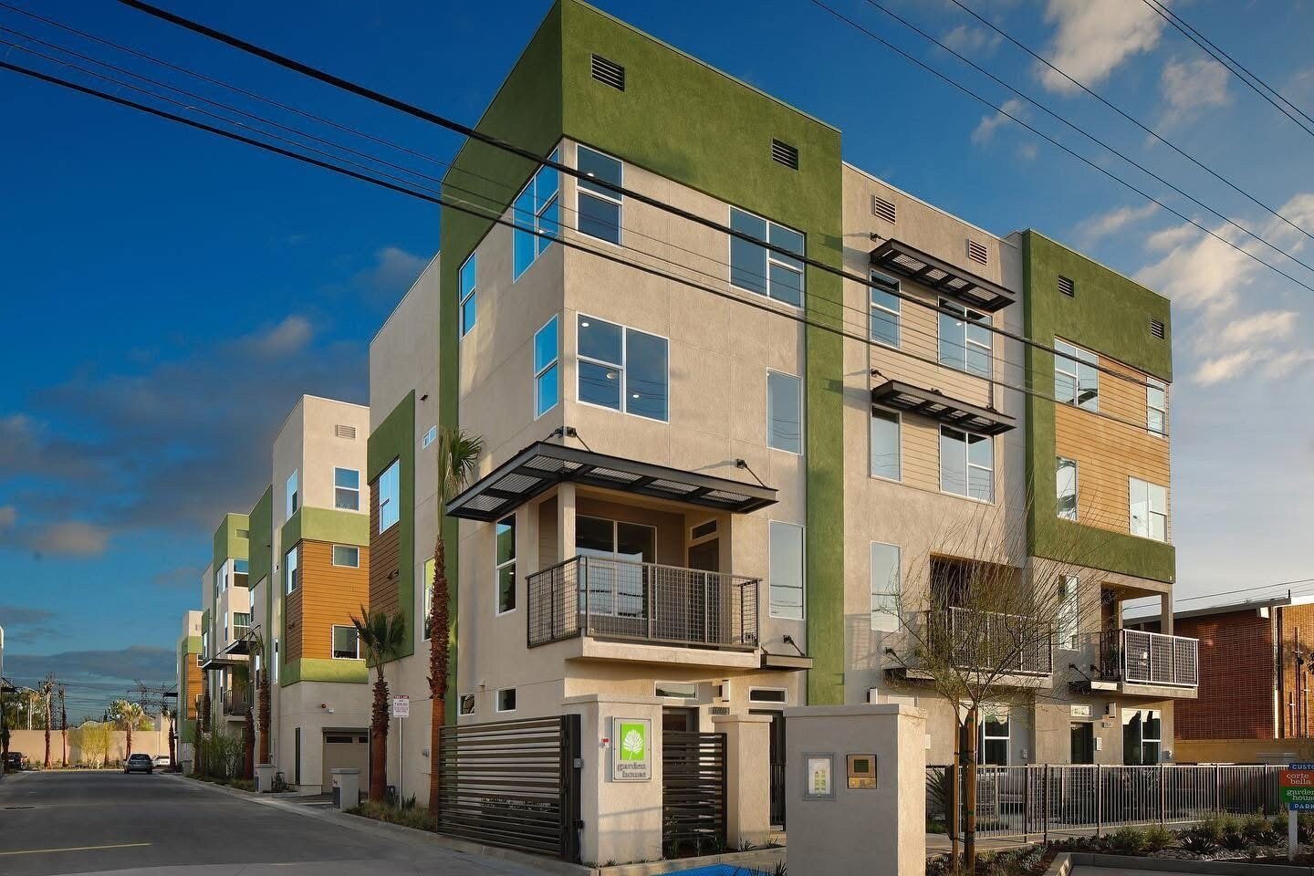 Bellflower Single Room: 17611 Garden House Ln
