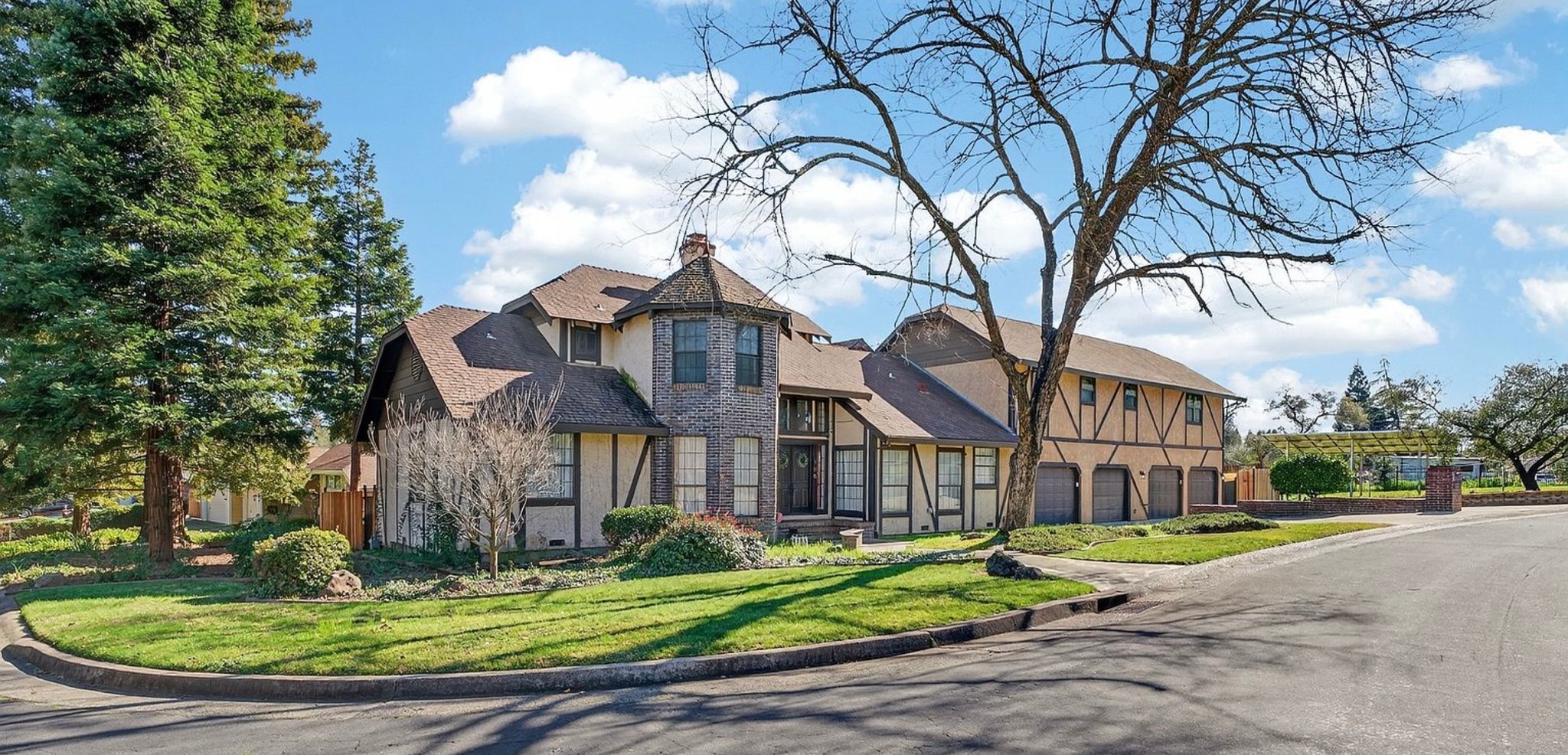 Folsom Single Room: 100 Baldwin Lake Cir.