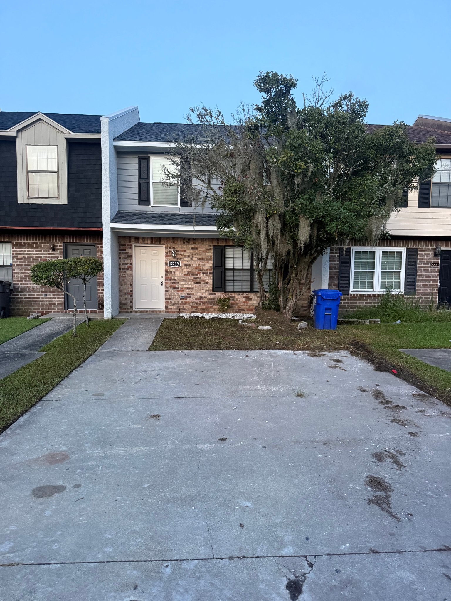North Charleston Townhome: 5769 Dewsbury Ln