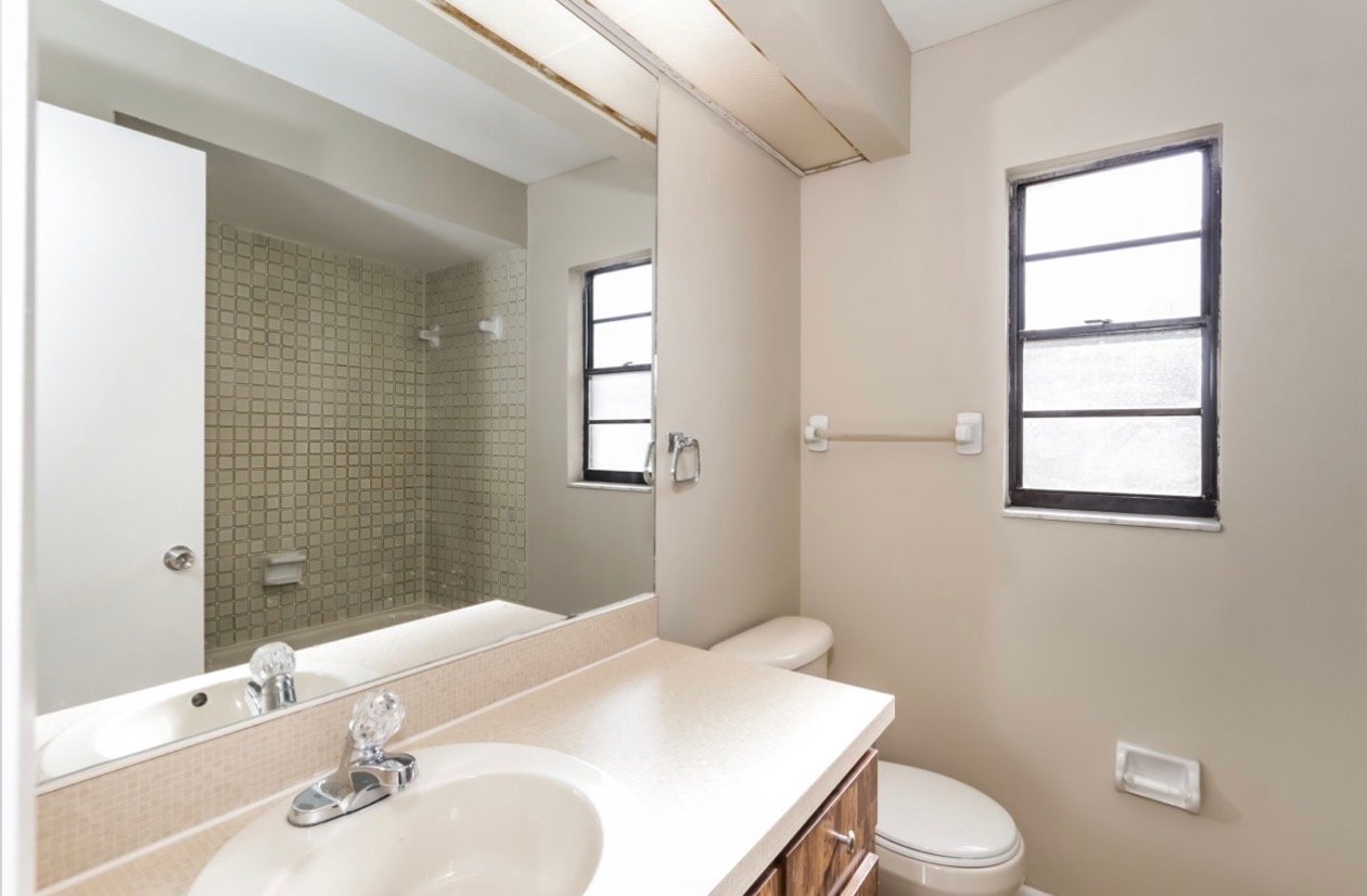 Brandon House: 1711 Dove Field PI