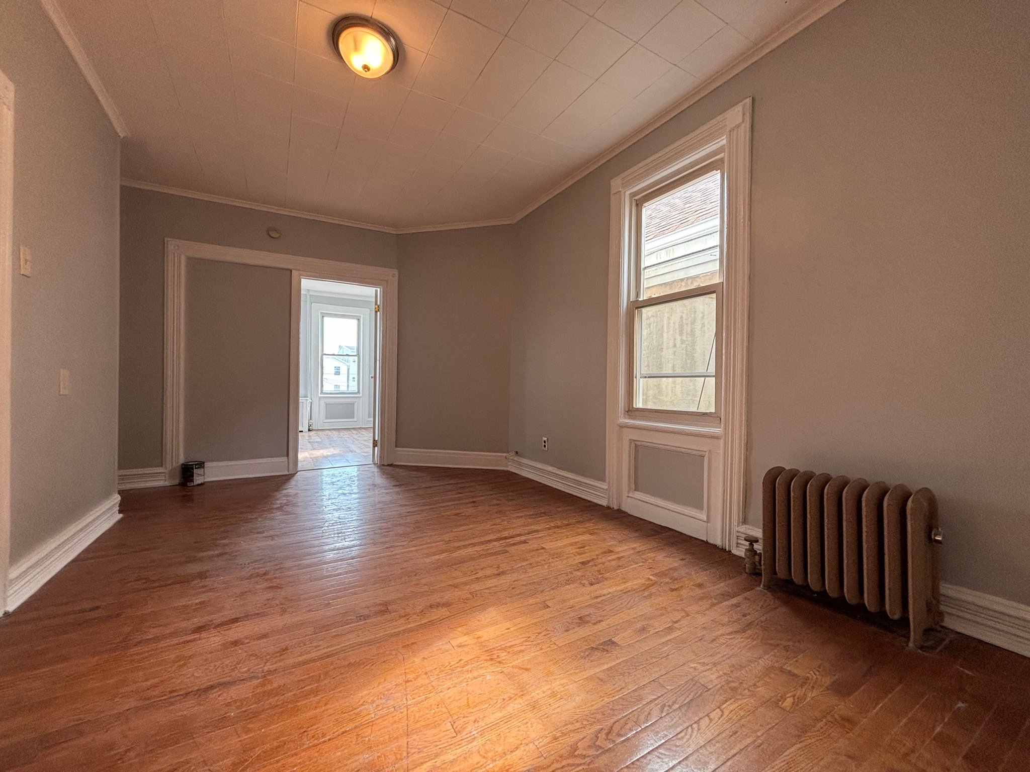 Elizabeth Multiplex: 144 E Jersey St