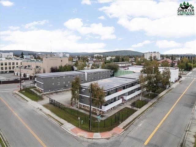 Fairbanks Apartment: 632 11th Ave