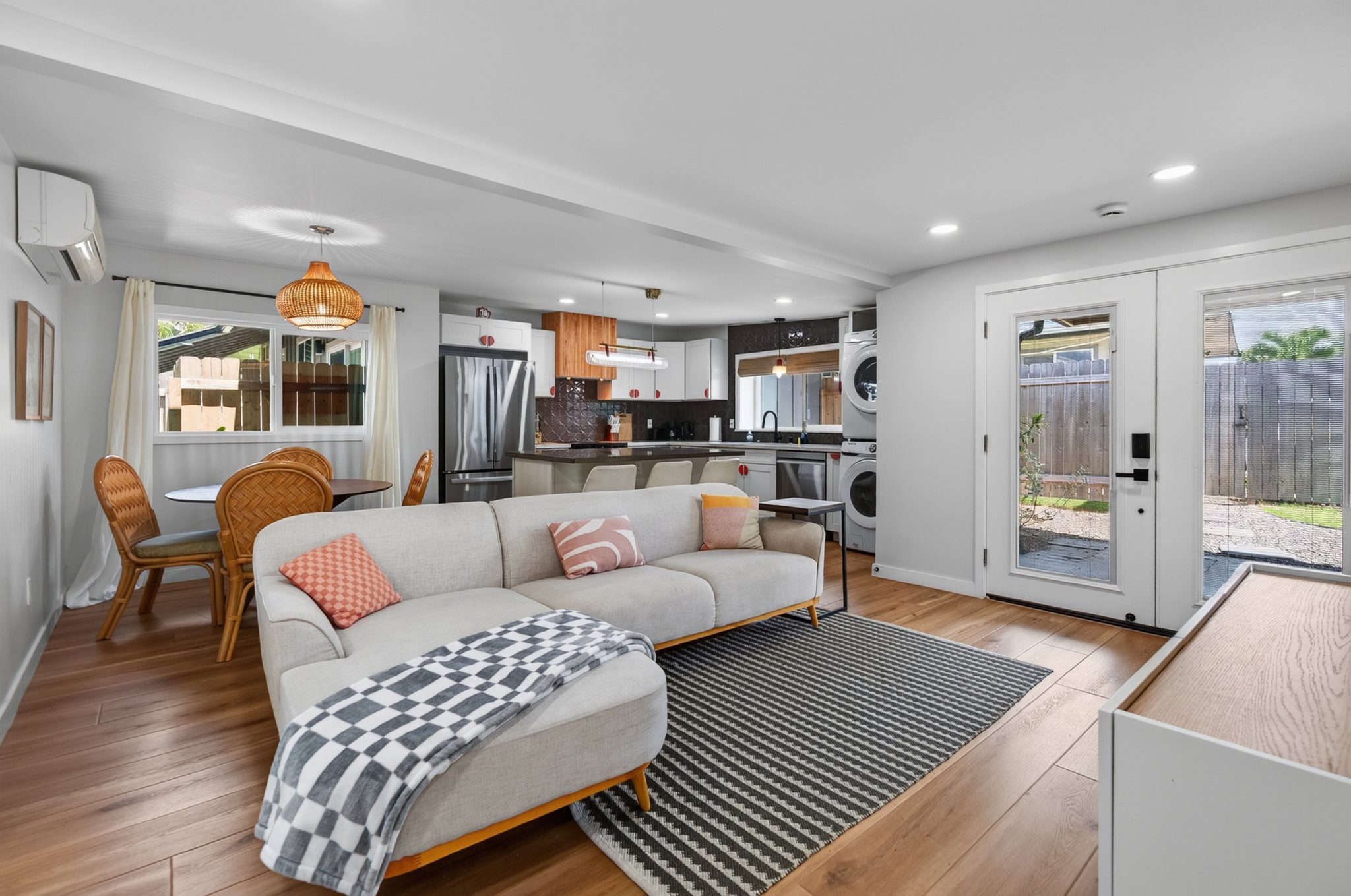 Kailua House: 338 Kalama St