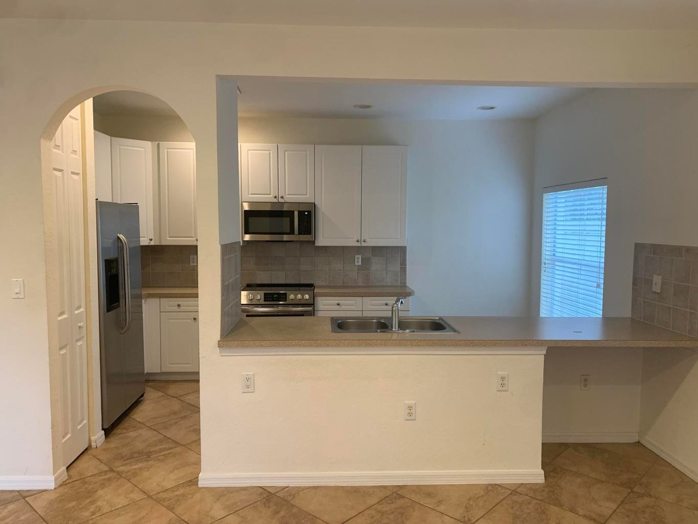 Boynton Beach Townhome: 101 Lake Monterey Circle 101