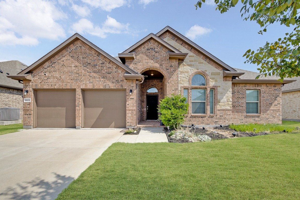 Midlothian House: 3623 Rolling Meadows Dr