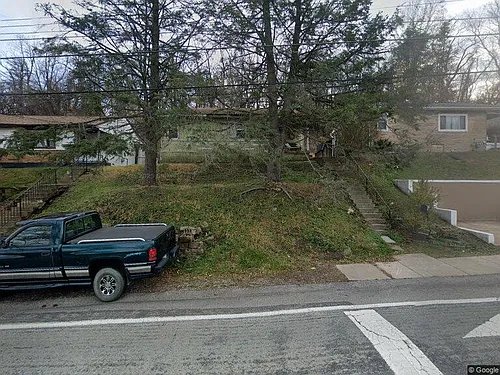 North Versailles House: 335 Foster Rd