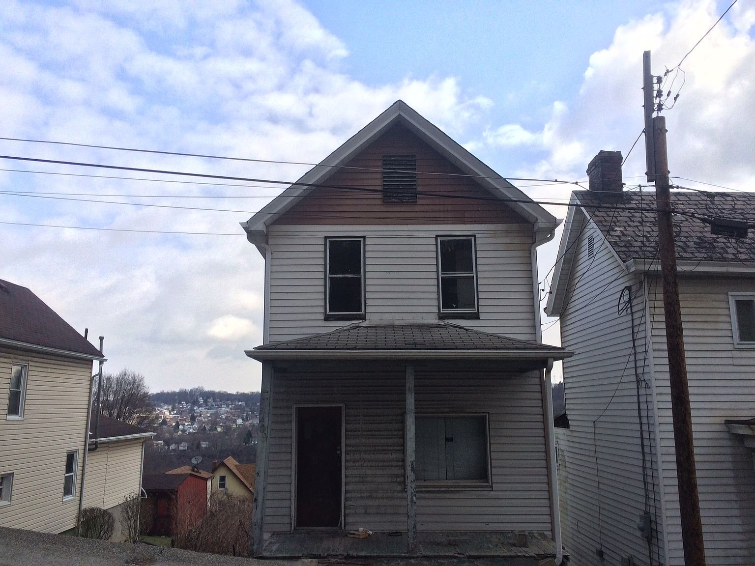 North Versailles House: 409 Kline