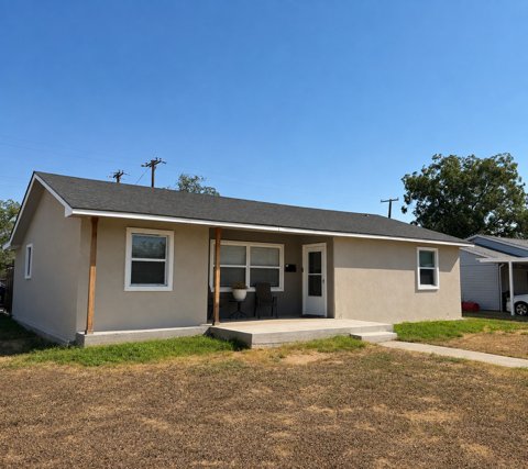 Lubbock House: 4216 42nd St