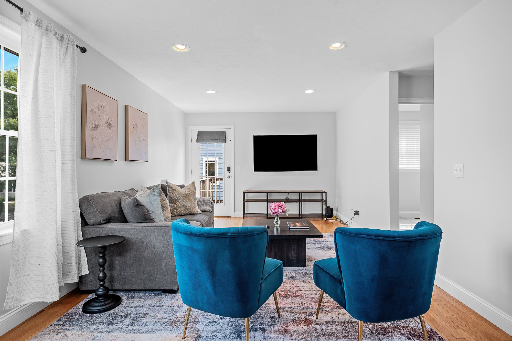 Worcester Townhome: 73 Townsend St