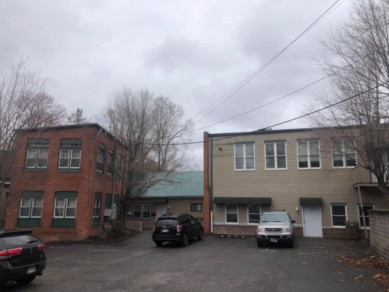 Torrington Apartment: 108 Brook St
