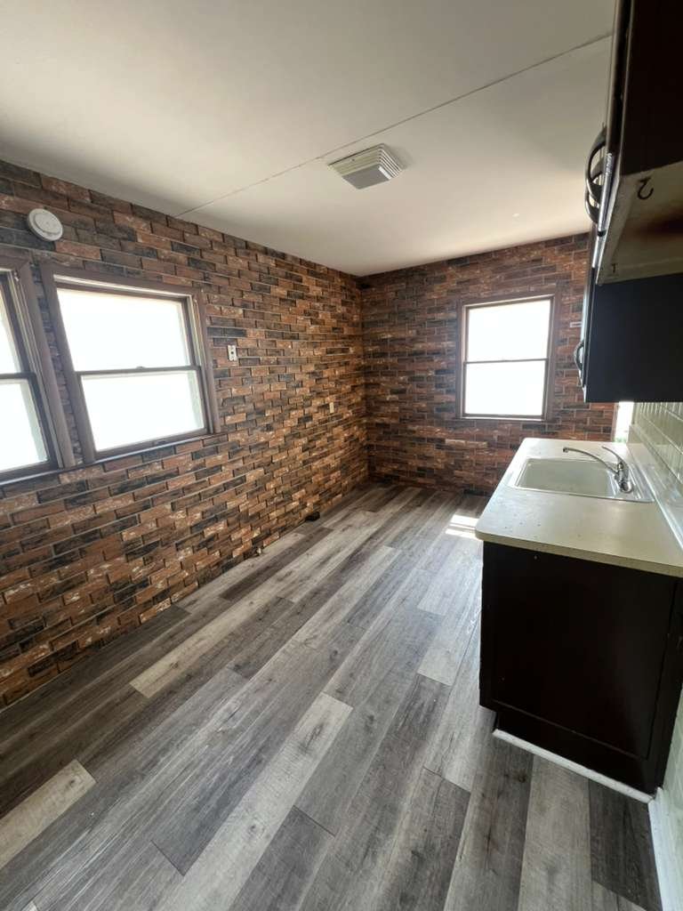 Milwaukee House: 5262 N 50th St