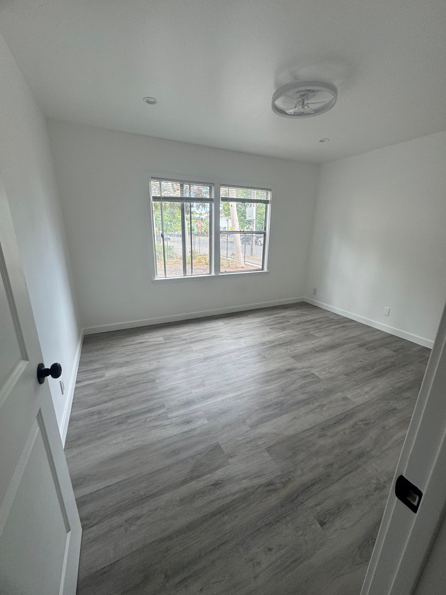 Los Angeles Apartment: 311 S Ave 59