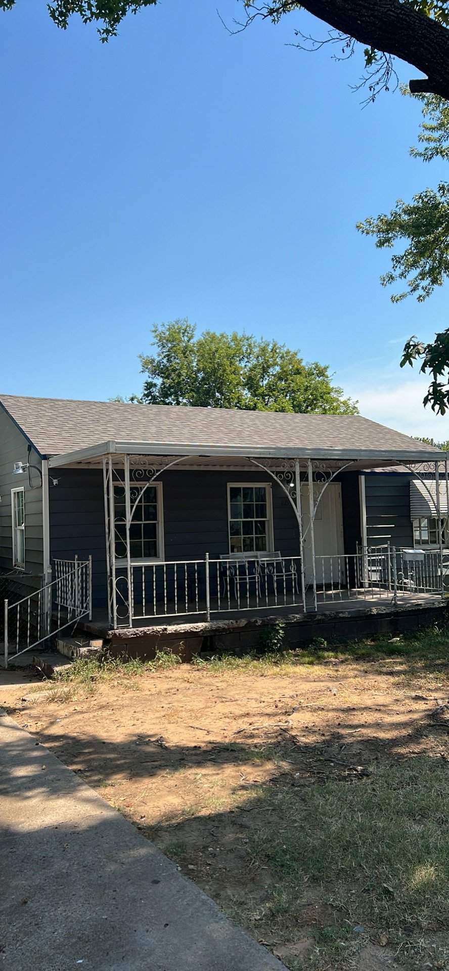 Tulsa House: 221 S 68th East Ave