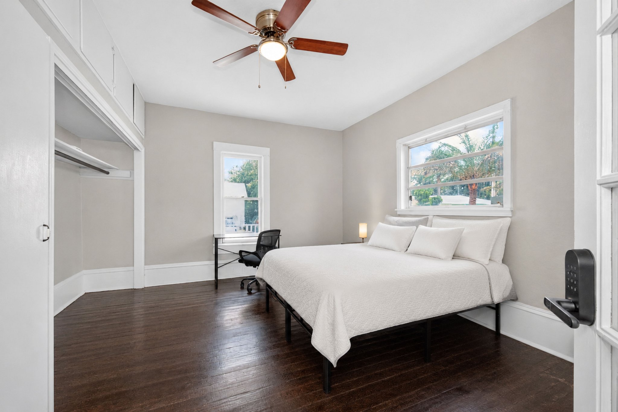 NEW SMYRNA BEACH Single Room: 306 MURRAY STREET