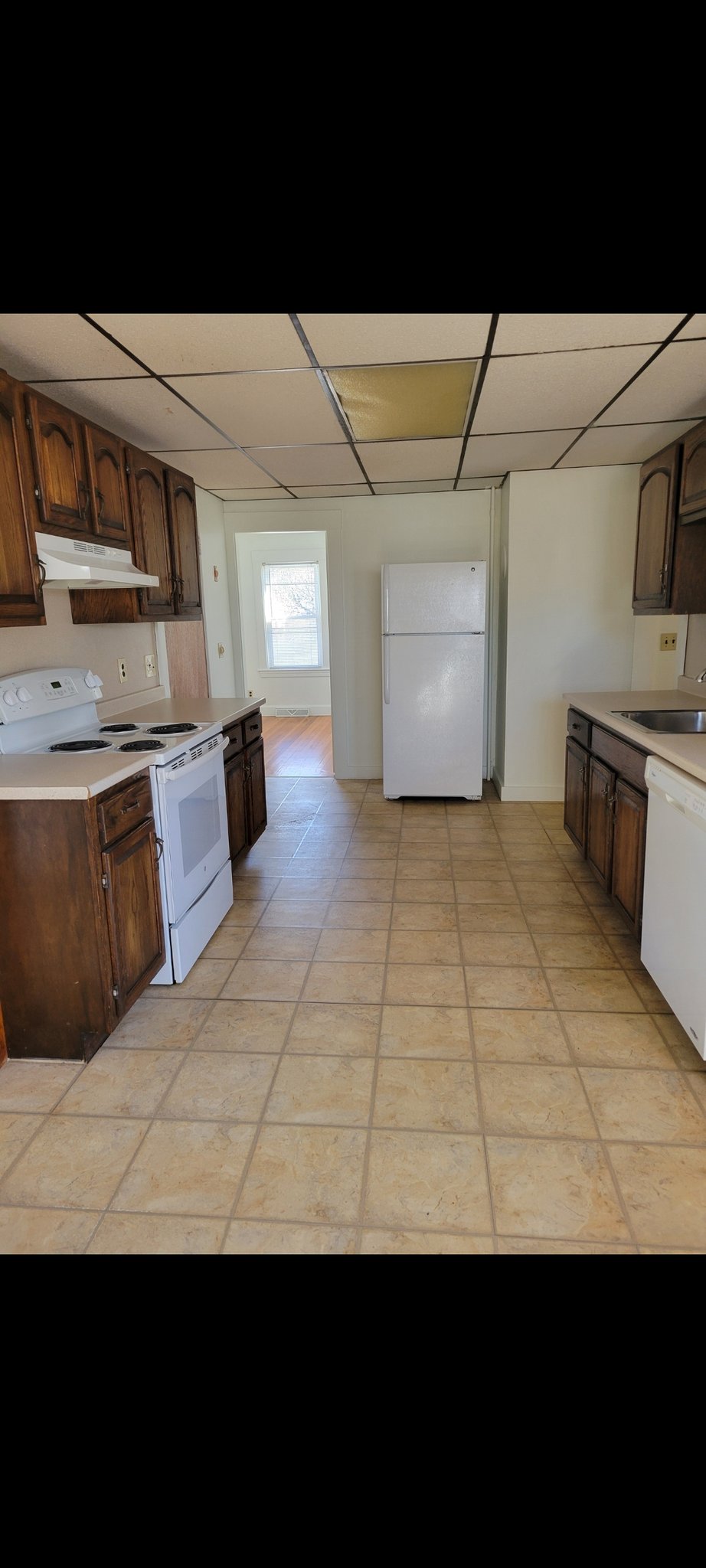 Framingham Apartment: 24 C St
