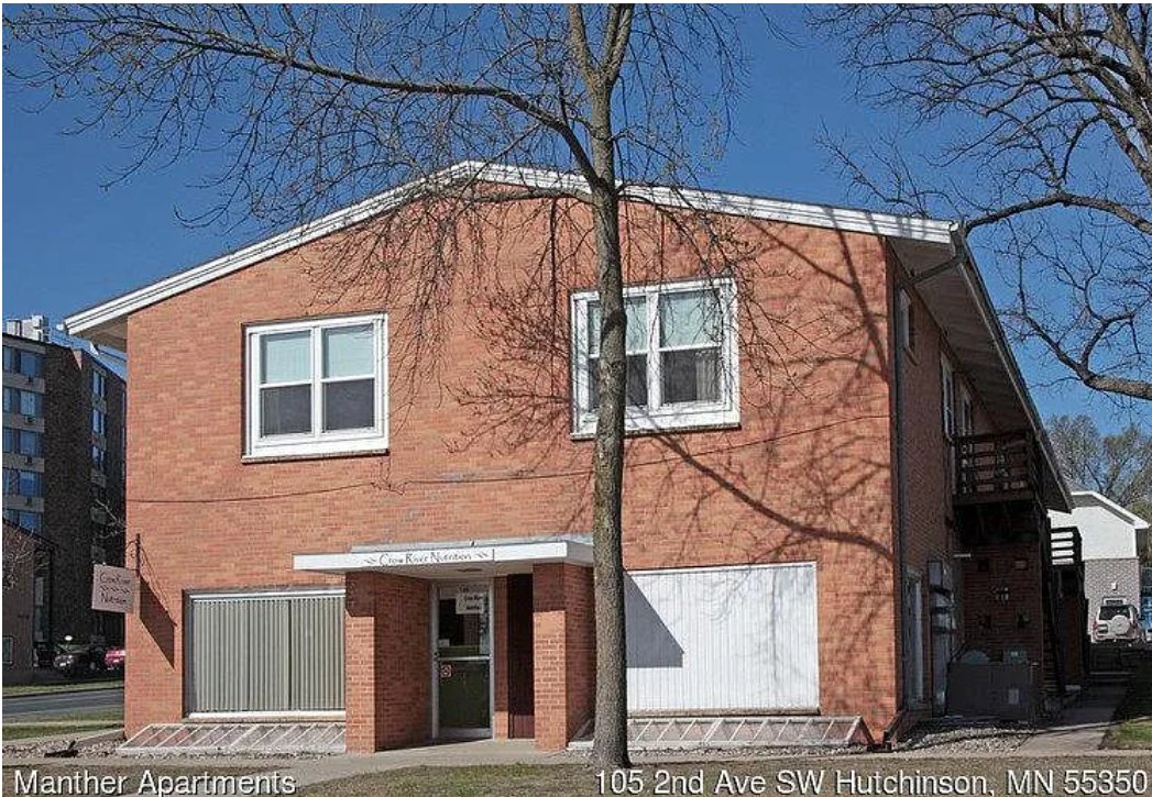 Hutchinson Apartment: 105 2nd Ave SW