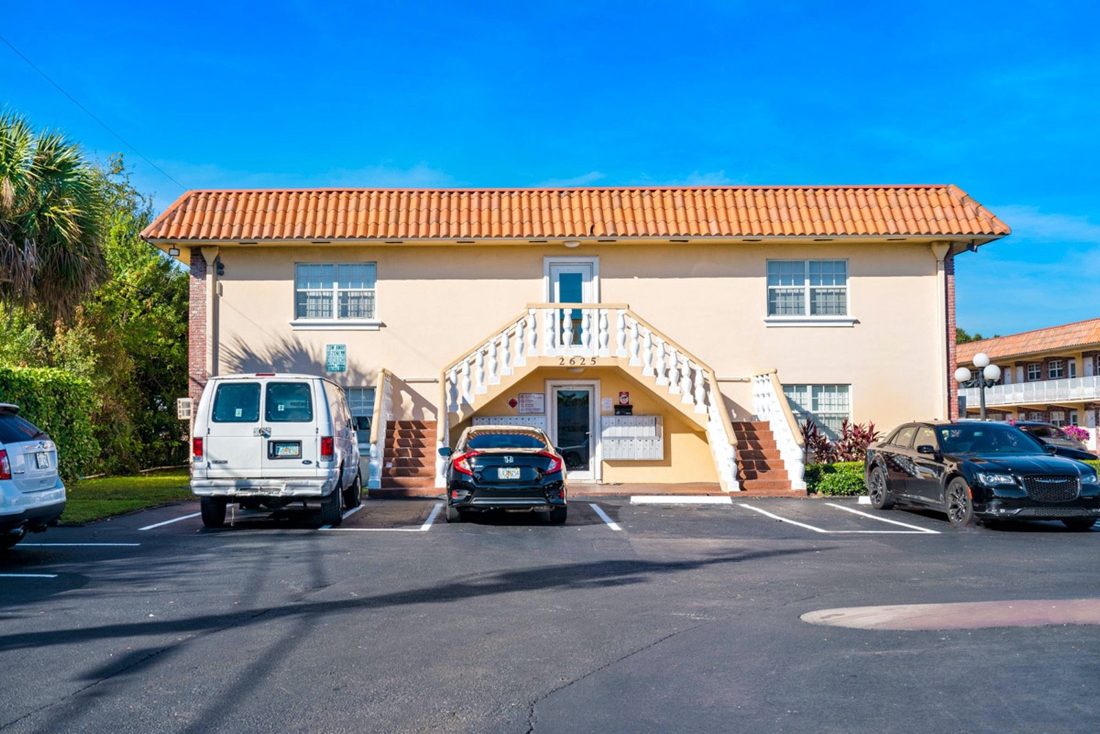 Wilton Manors Apartment: 2625 N Andrews Ave