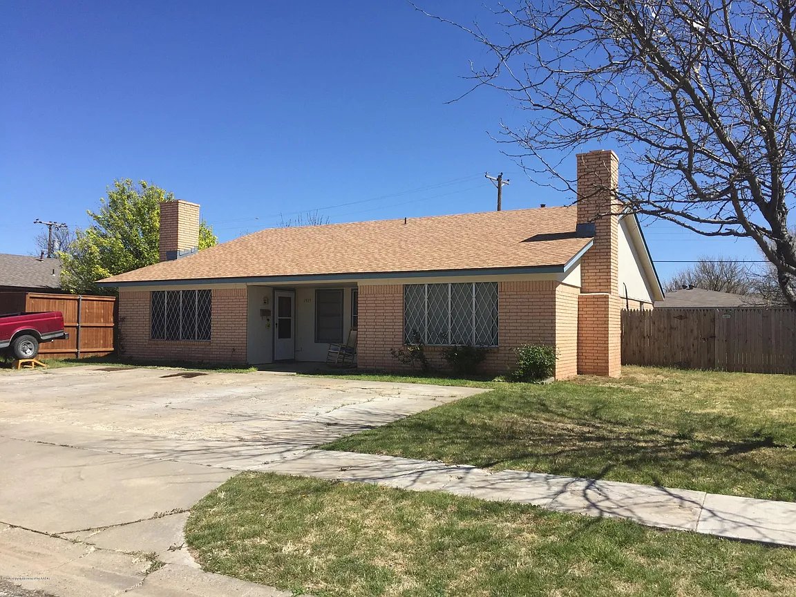 Amarillo Multiplex: 1915 Howard Dr