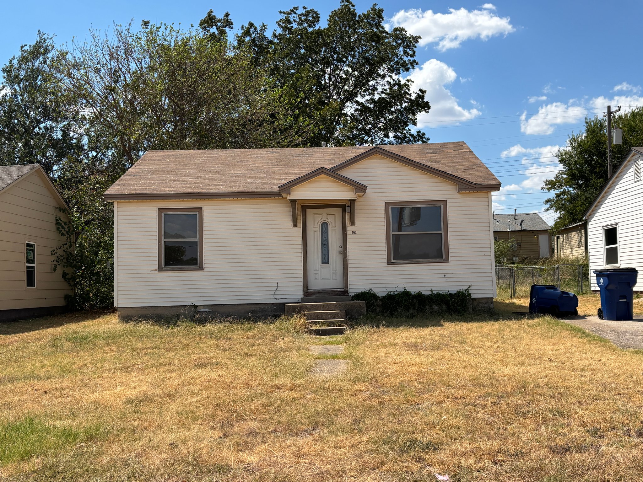 Duncan House: 603 N 17th St