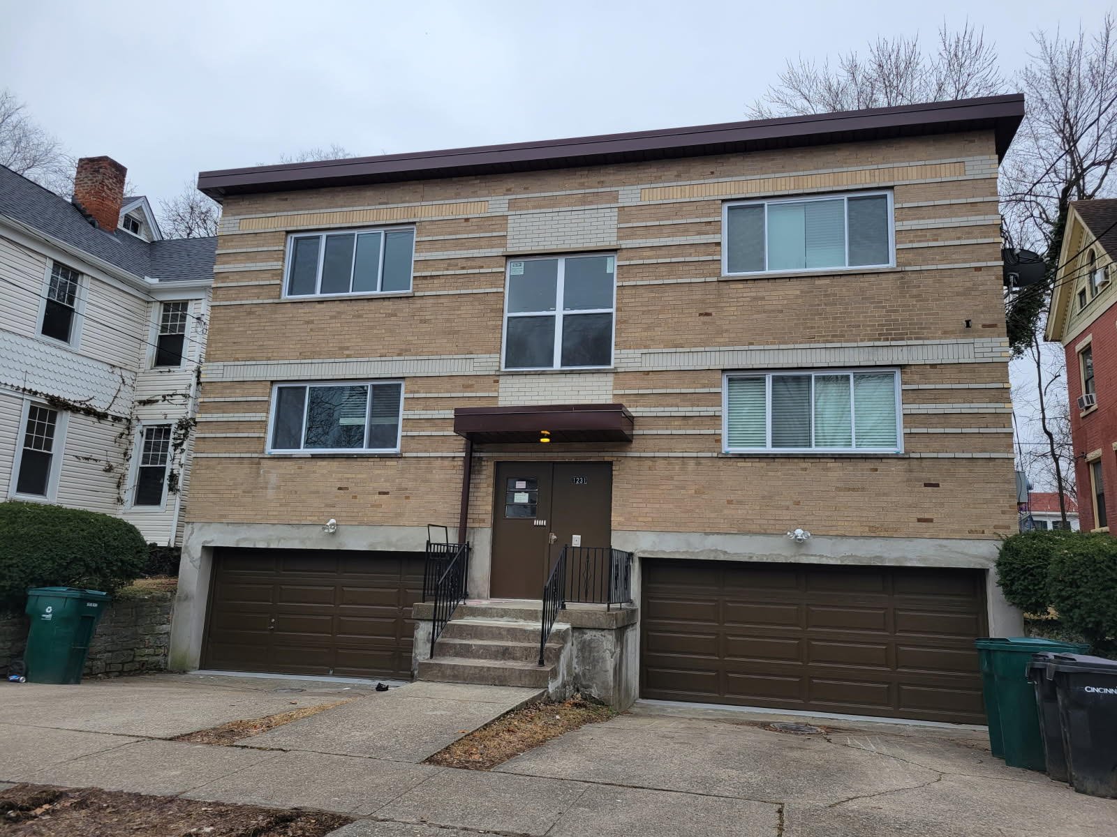 Cincinnati Apartment: 1231 Laidlaw Ave
