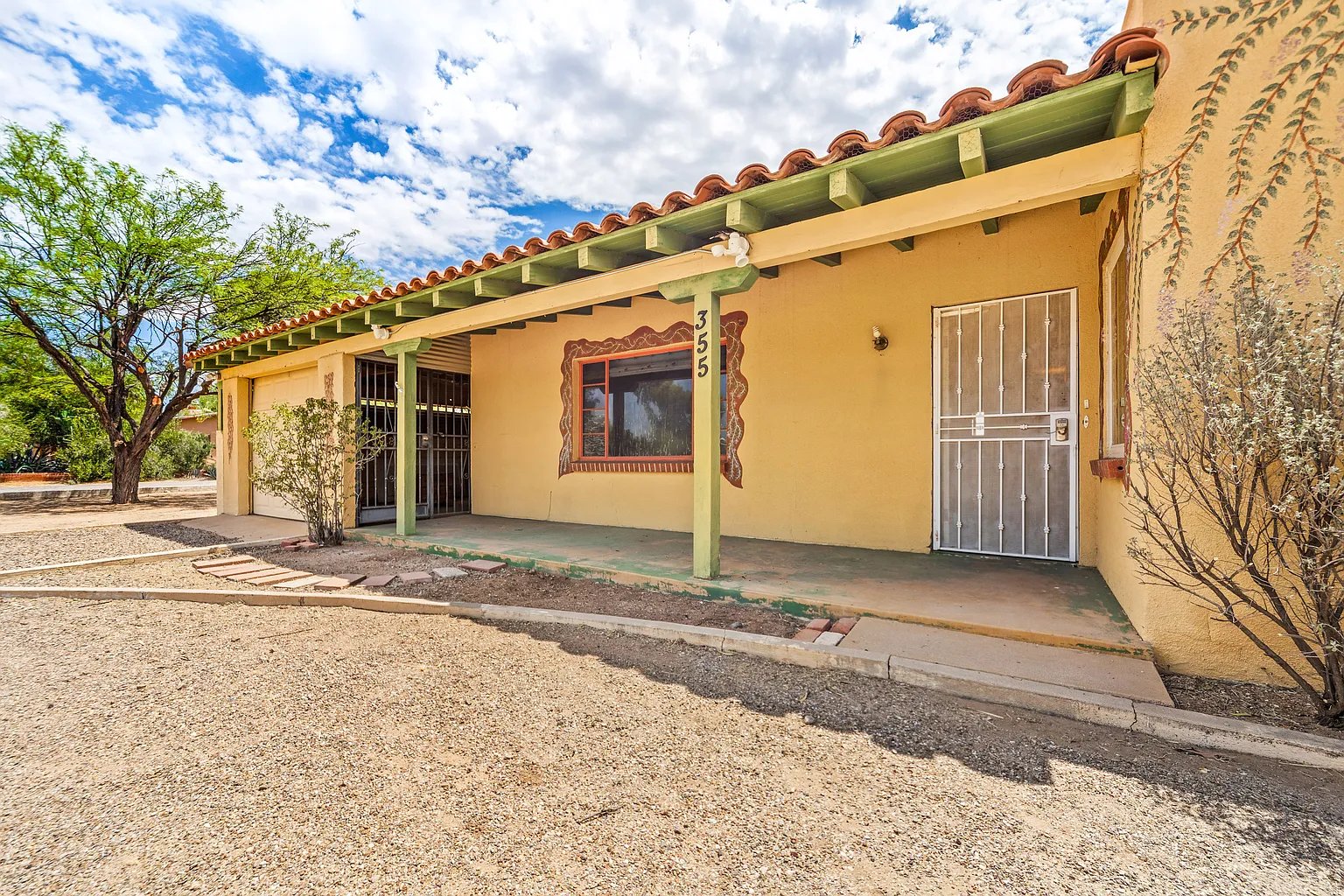 Tucson Single Room: 355 S Bryant Ave