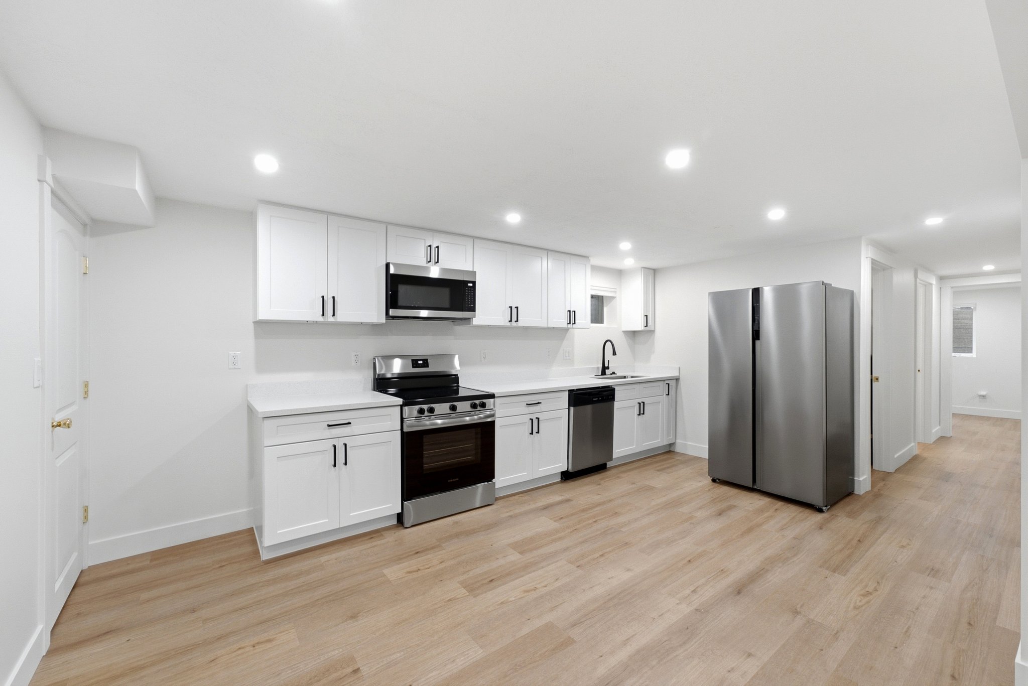 Sandy House: 8284 S 745 E
