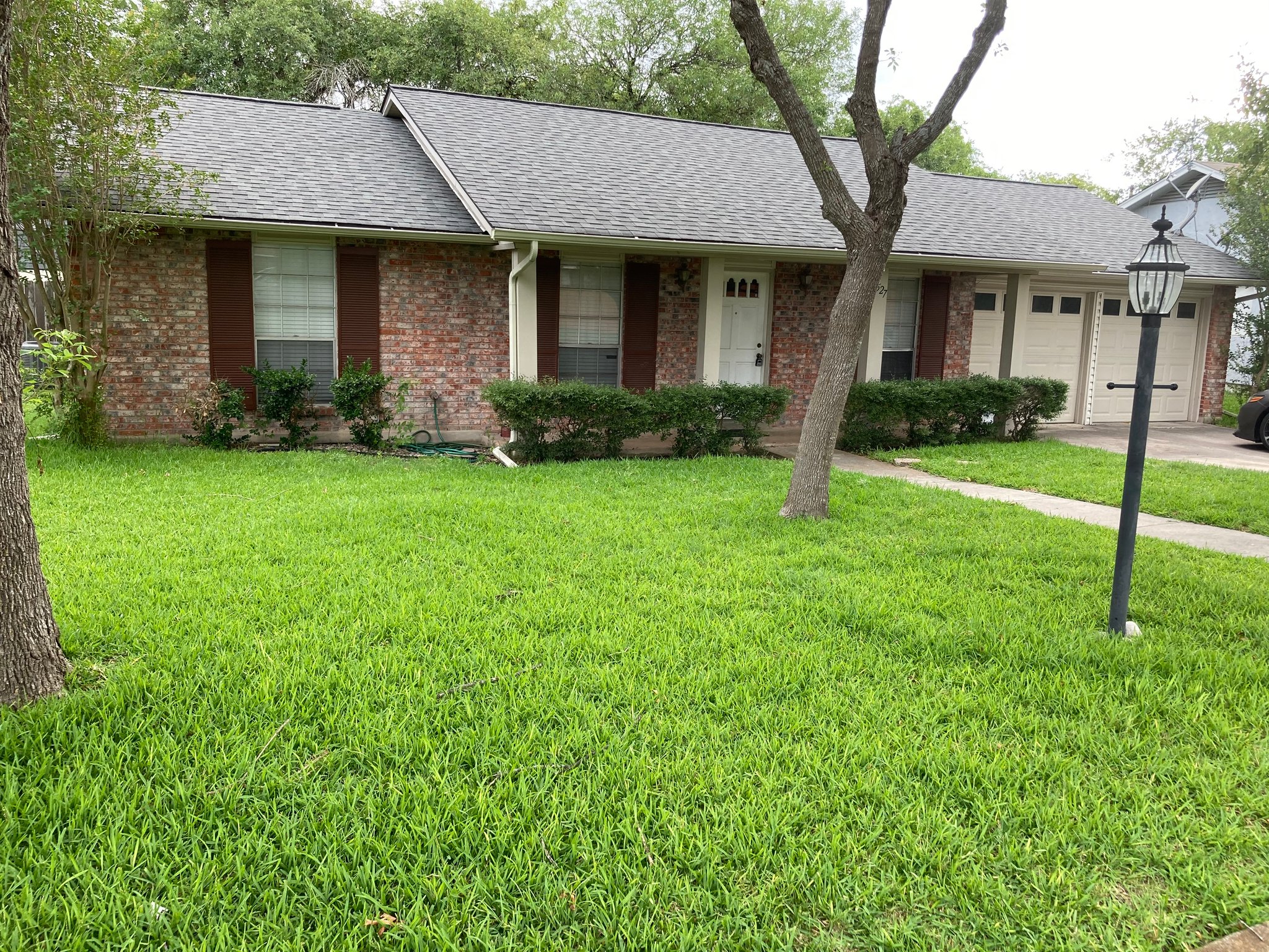 San Antonio House: 4527 Lakebend West Dr
