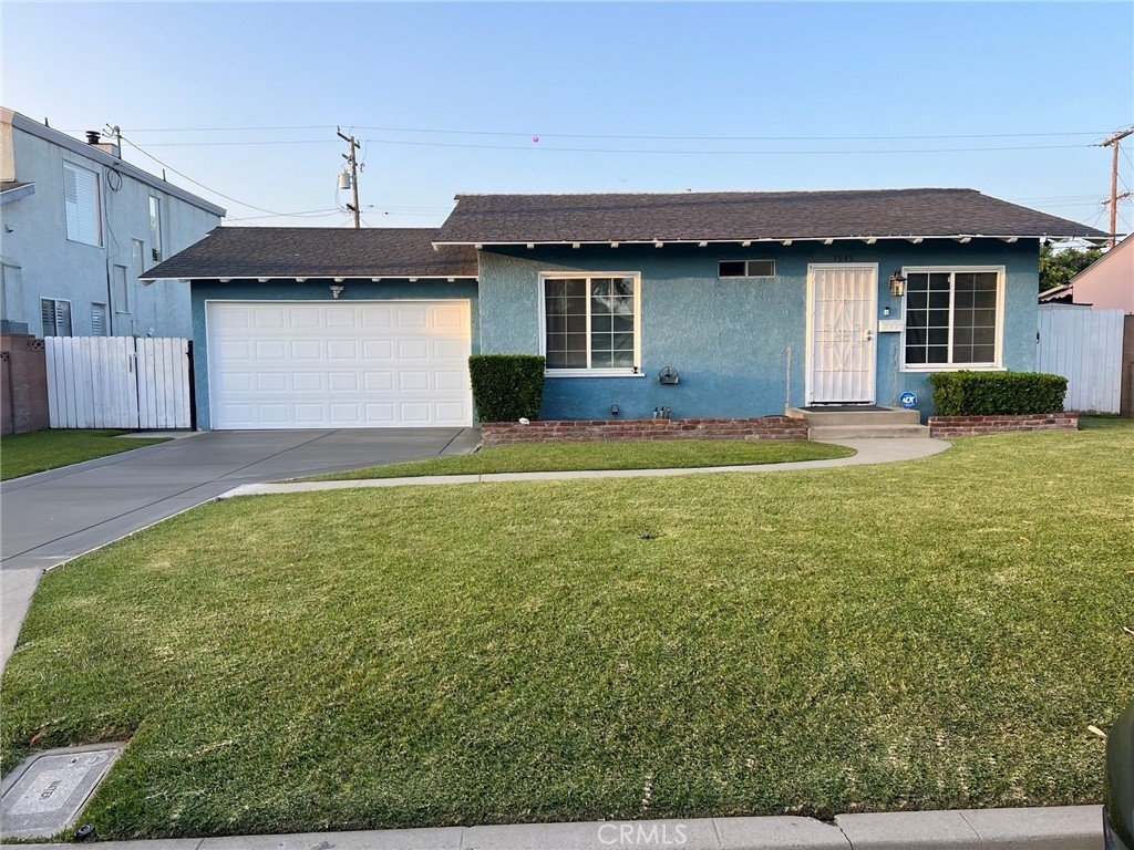 Downey House: 7945 Hondo St
