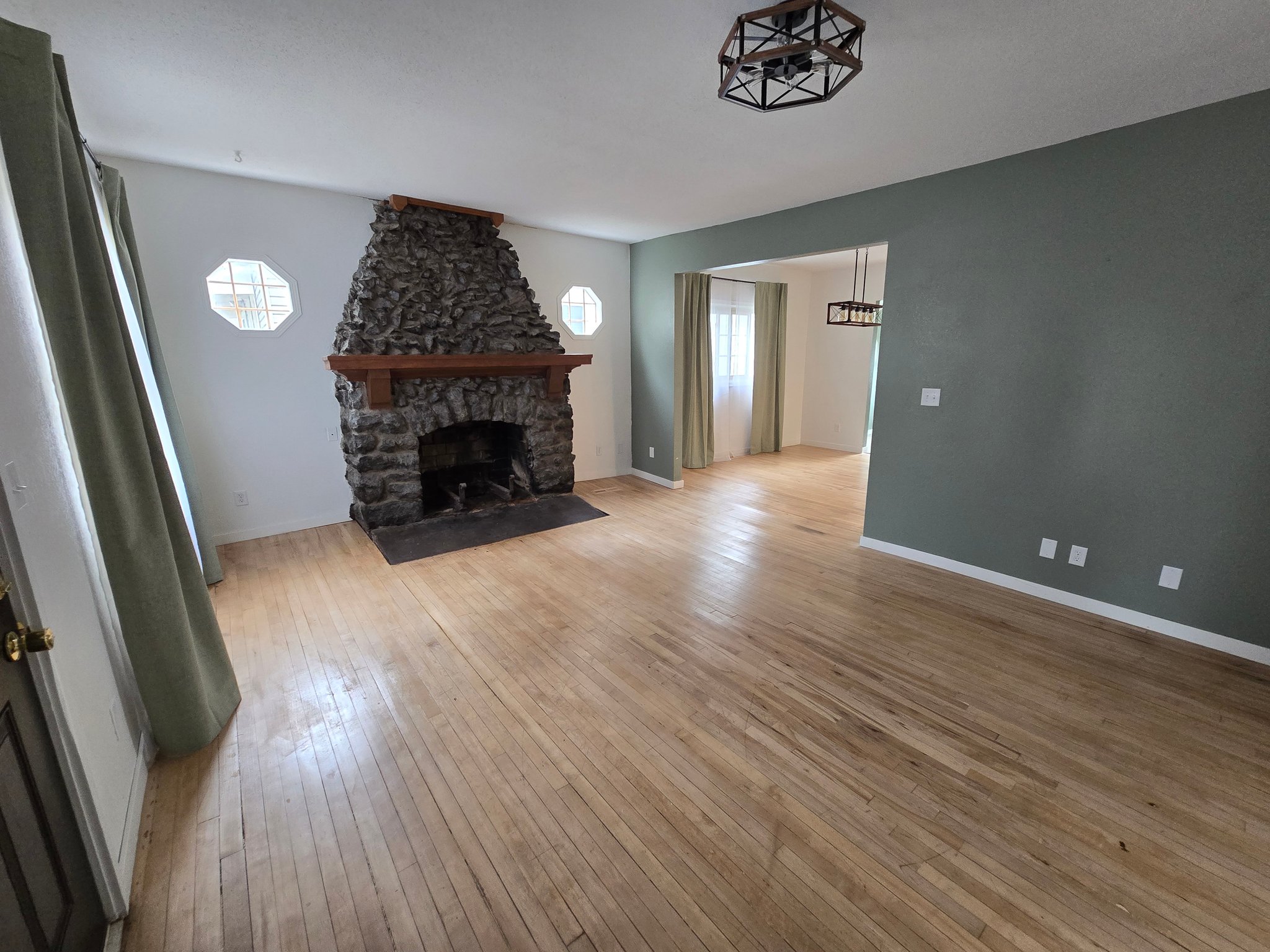 Duluth House: 2721 Minnesota Ave