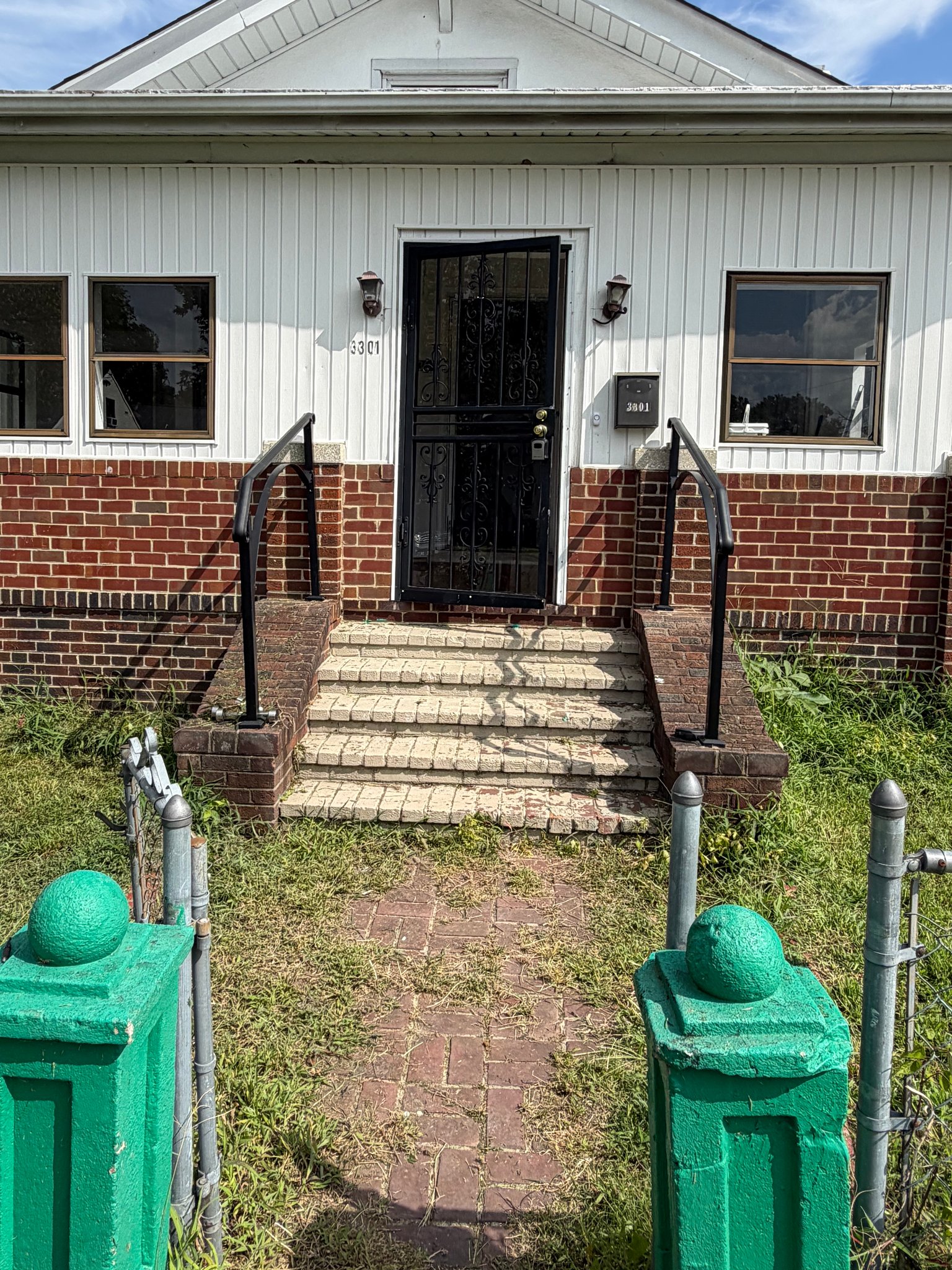 Richmond House: 3301 Delaware Ave