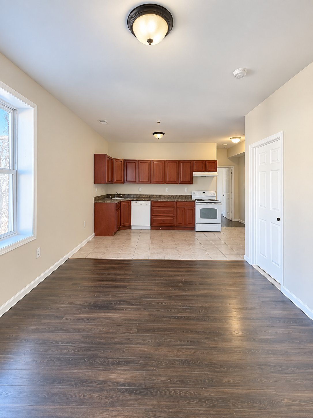 Newark Apartment: 79-83 Tillinghast St