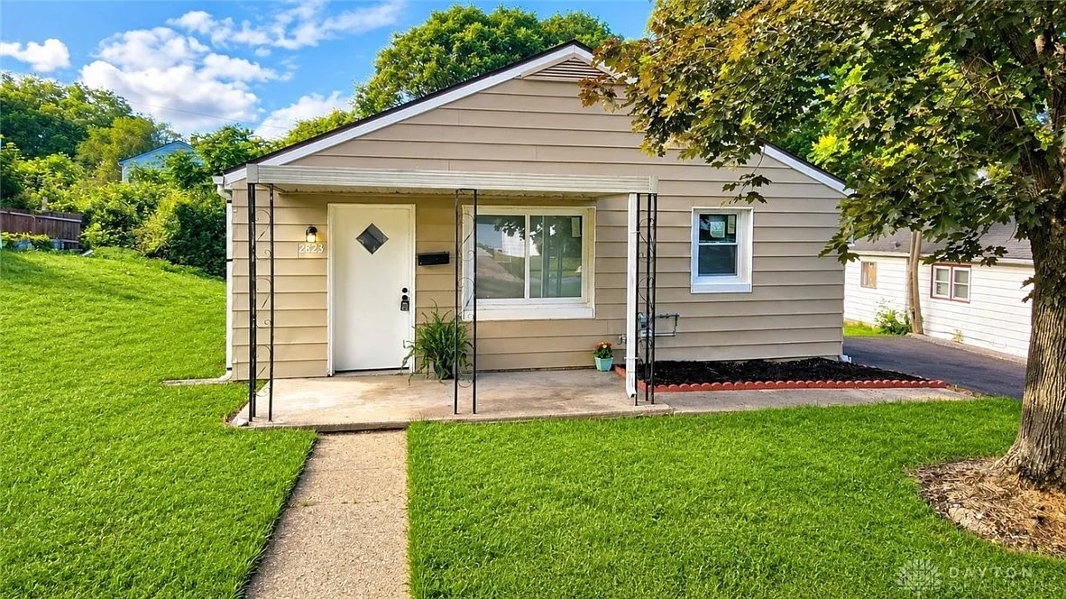 Dayton House: 2823 Revels Ave