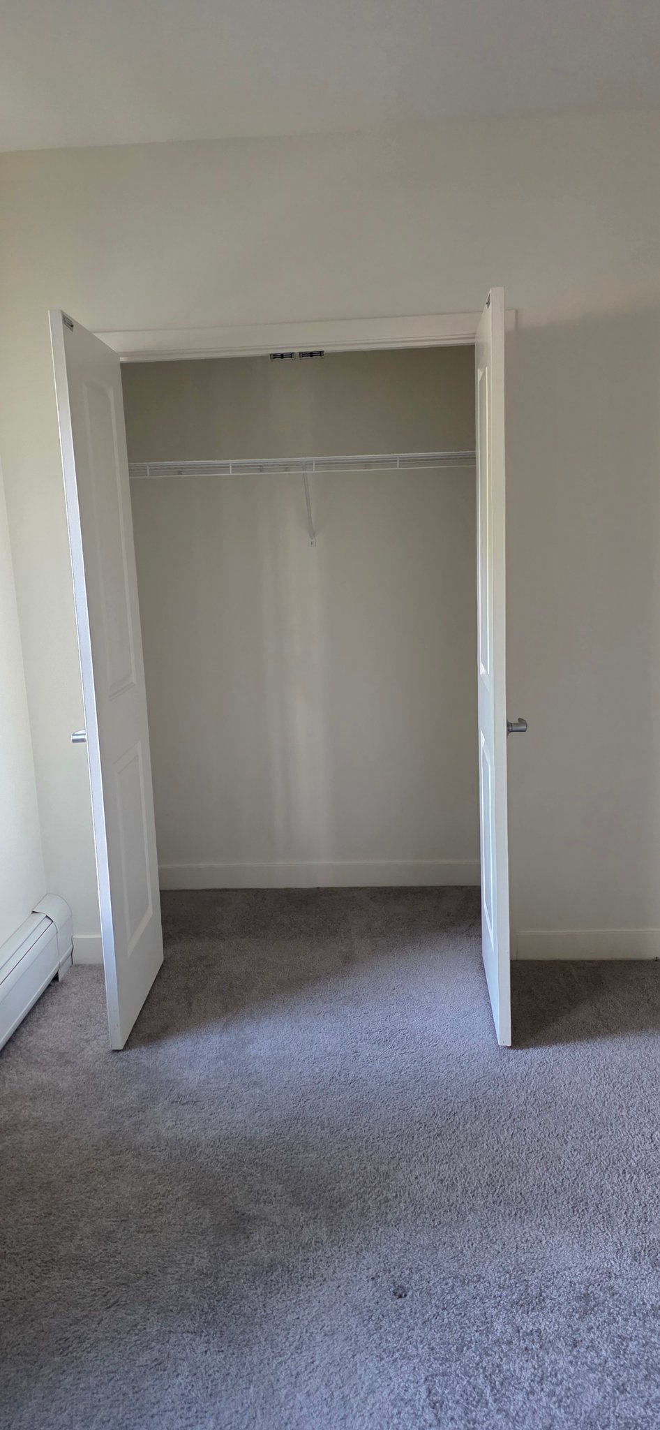 Burlington Apartment: 1195 North Ave