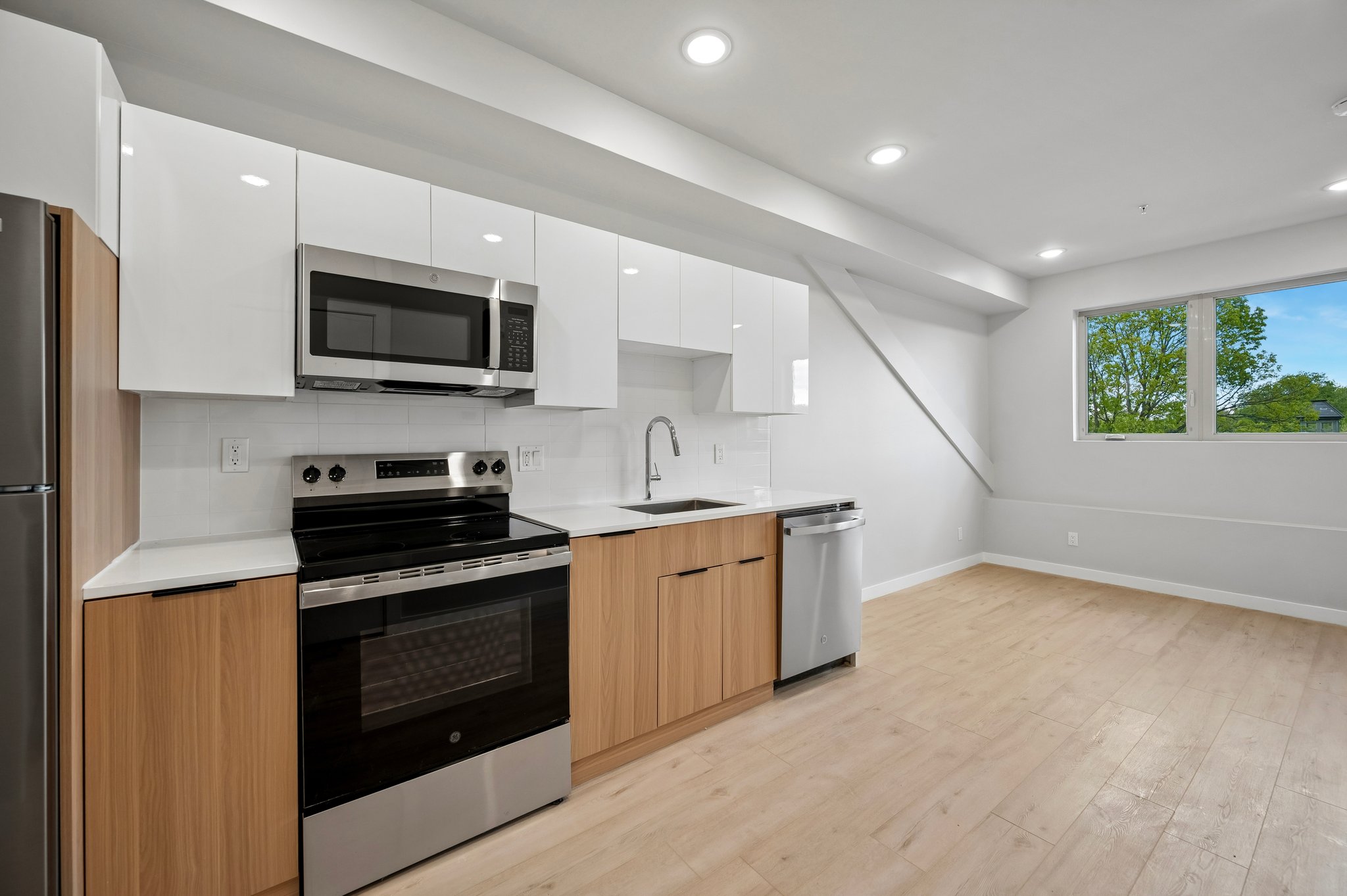 Philadelphia Apartment: 3727 Baring St, Philadelphia, PA 19104