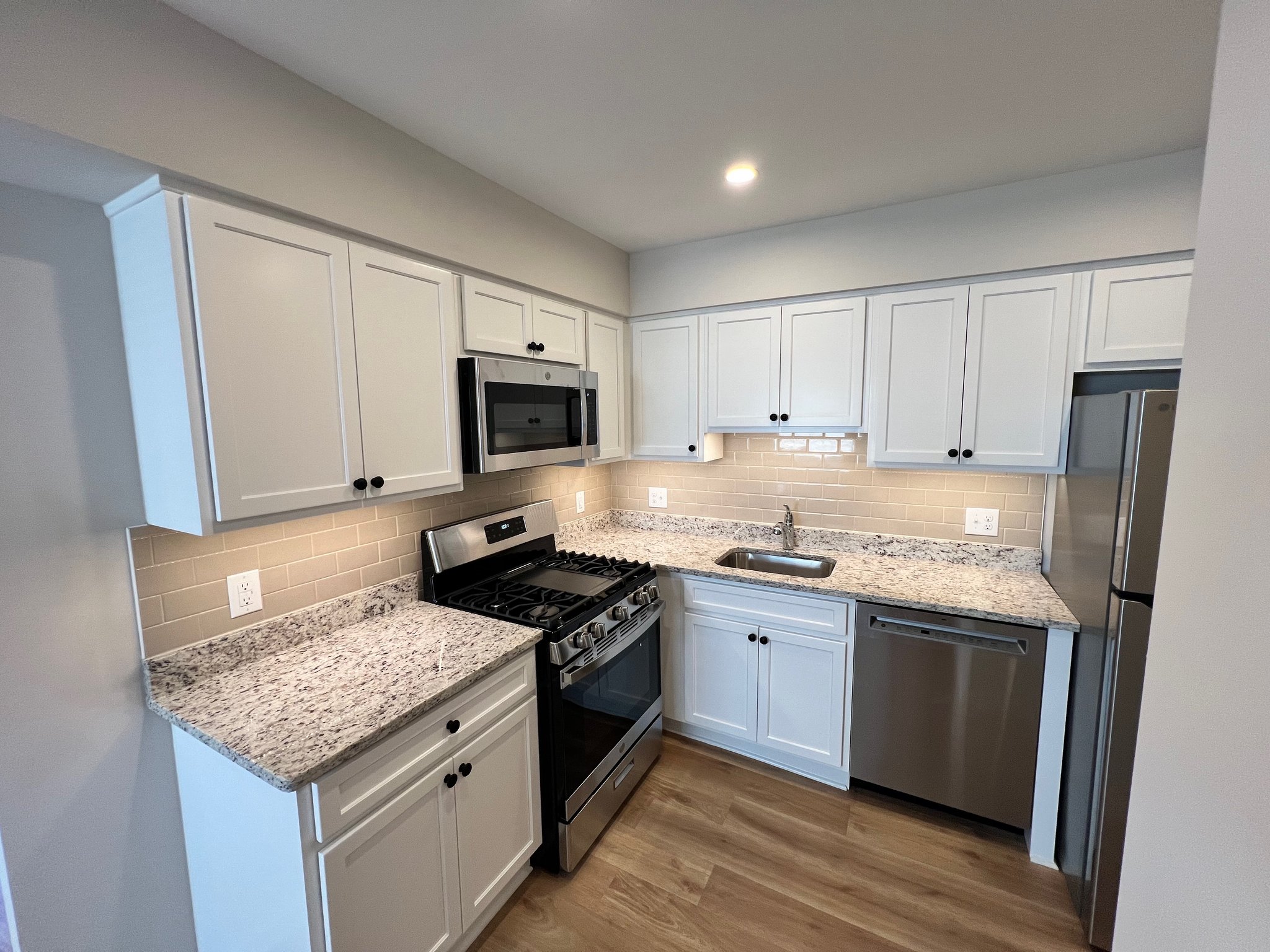 Clifton Heights Multiplex: 514 Gia Cir